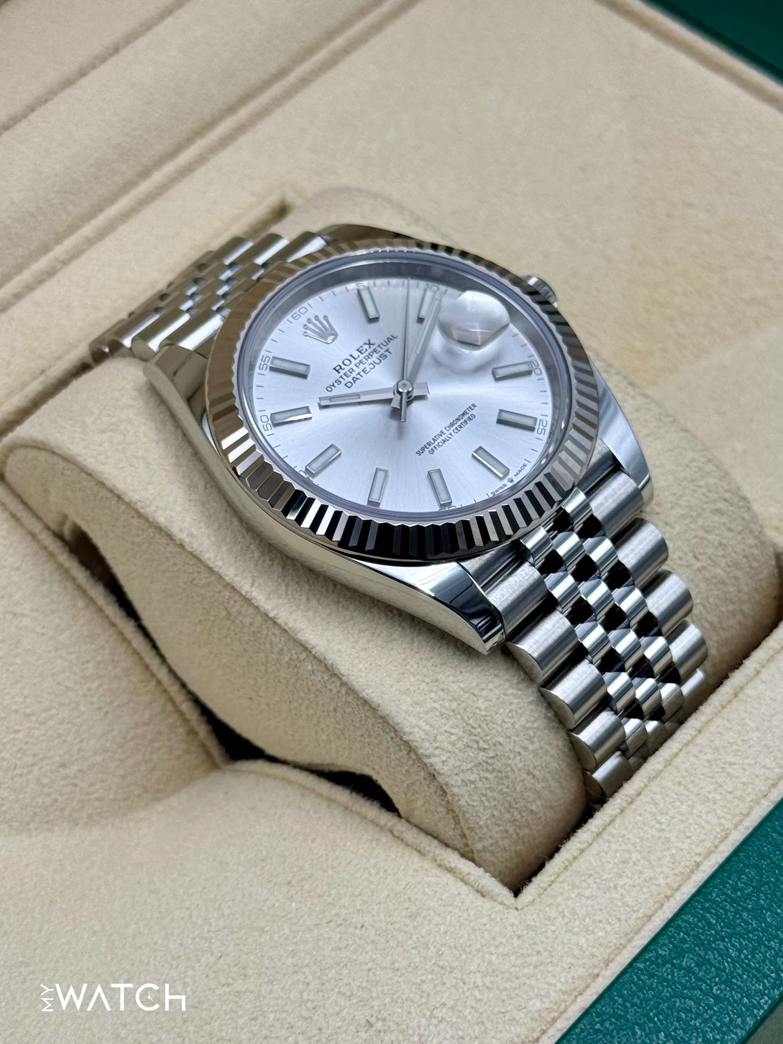 2023 Rolex Datejust 41mm 126334 Stainless Steel Jubilee Silver Dial - Image 6