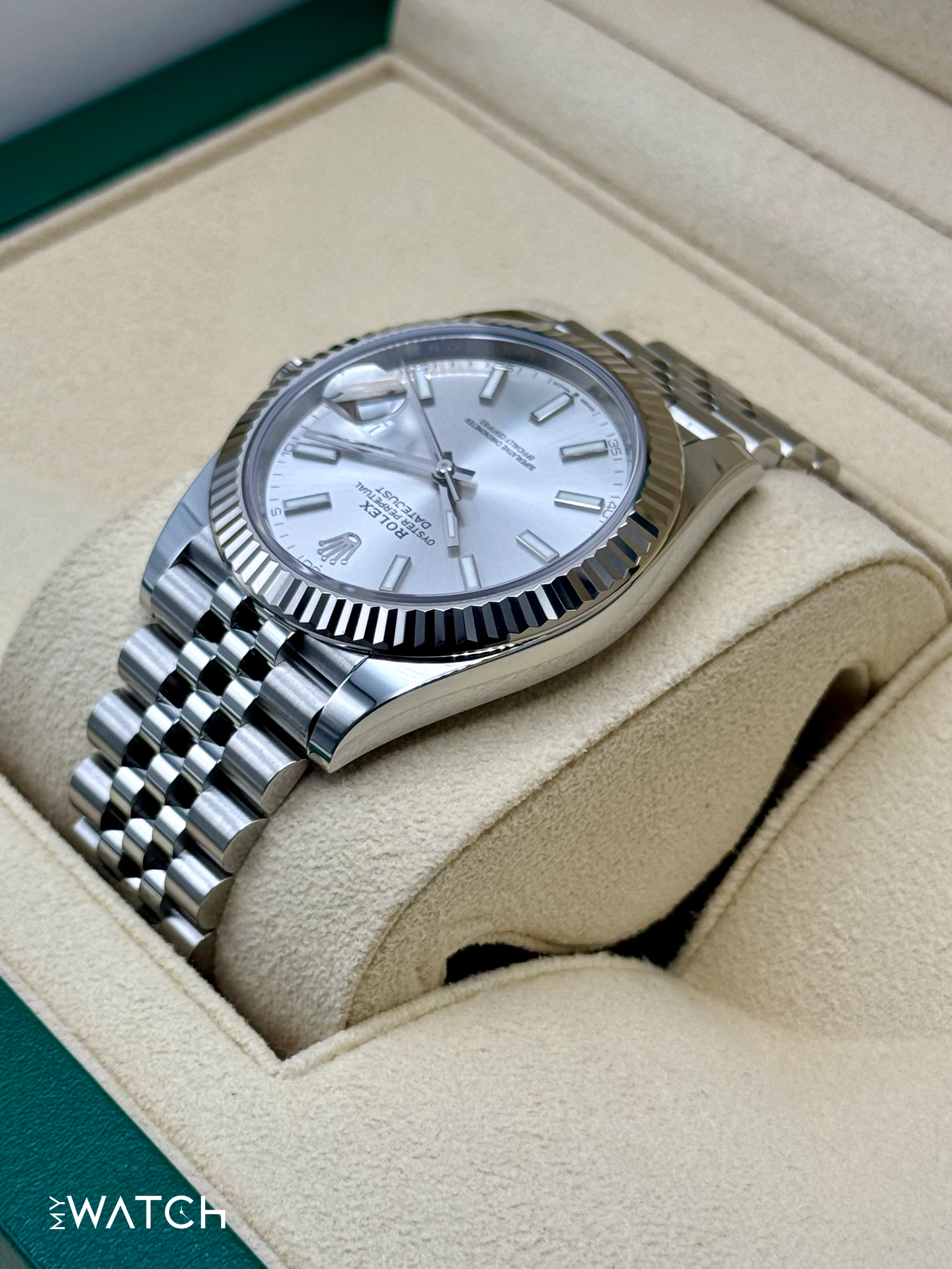 2023 Rolex Datejust 41mm 126334 Stainless Steel Jubilee Silver Dial - Image 7
