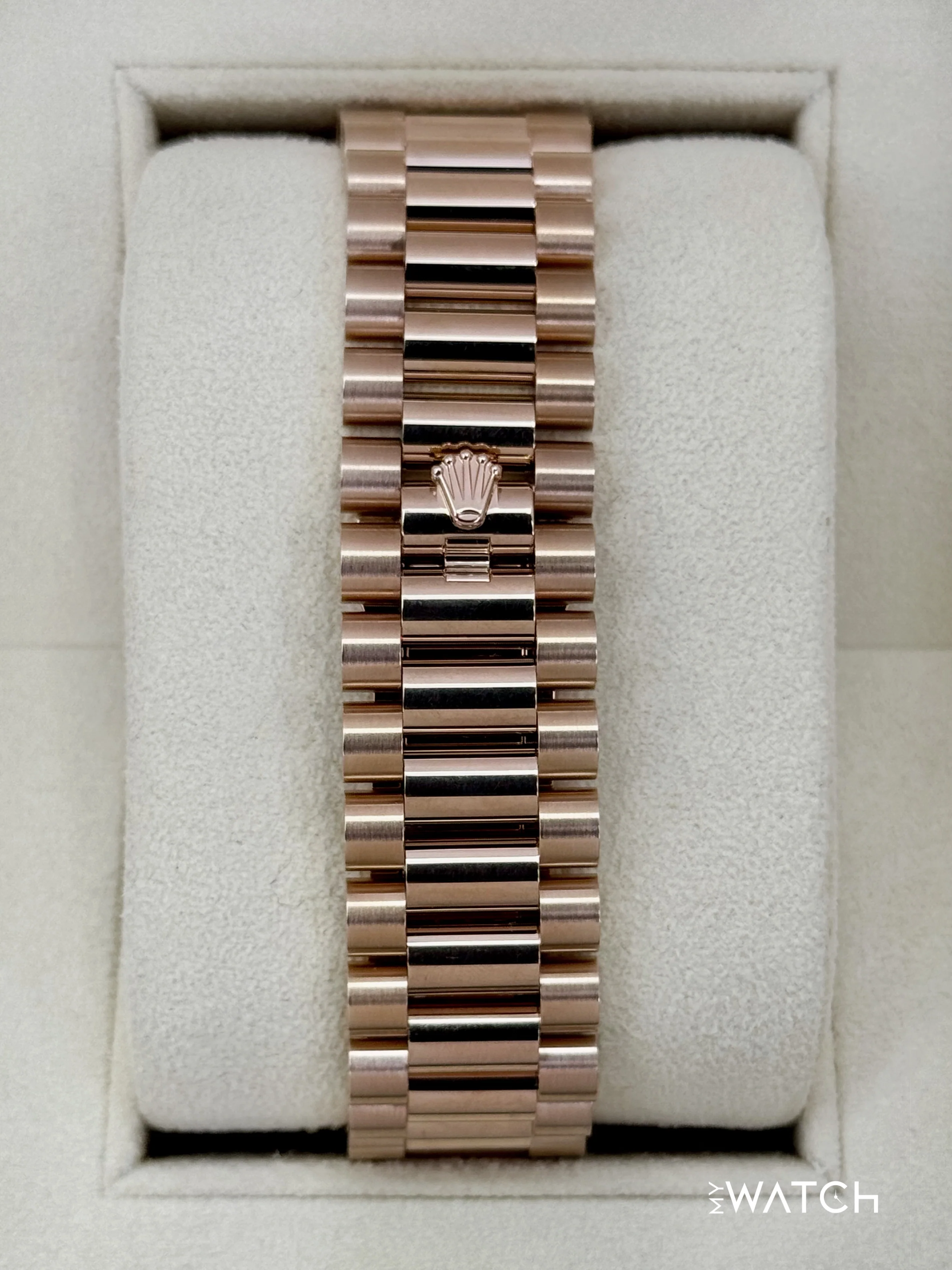 2023 Rolex Day-Date 40mm 228235 Presidential Rose Gold Sundust Dial - Image 2