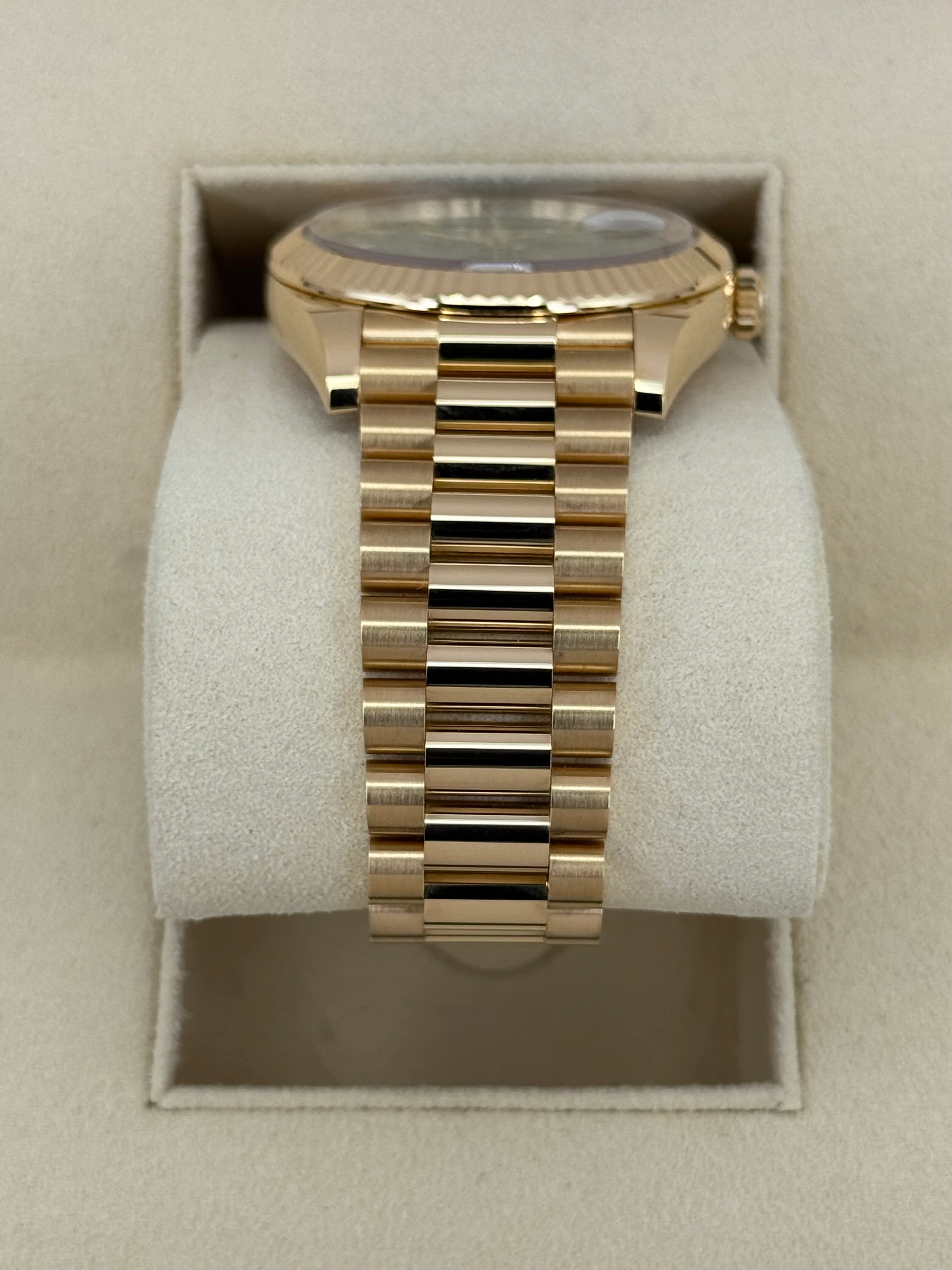 2023 Rolex Day-Date 40mm 228238 Arabic Calendar Green Dial - Image 4