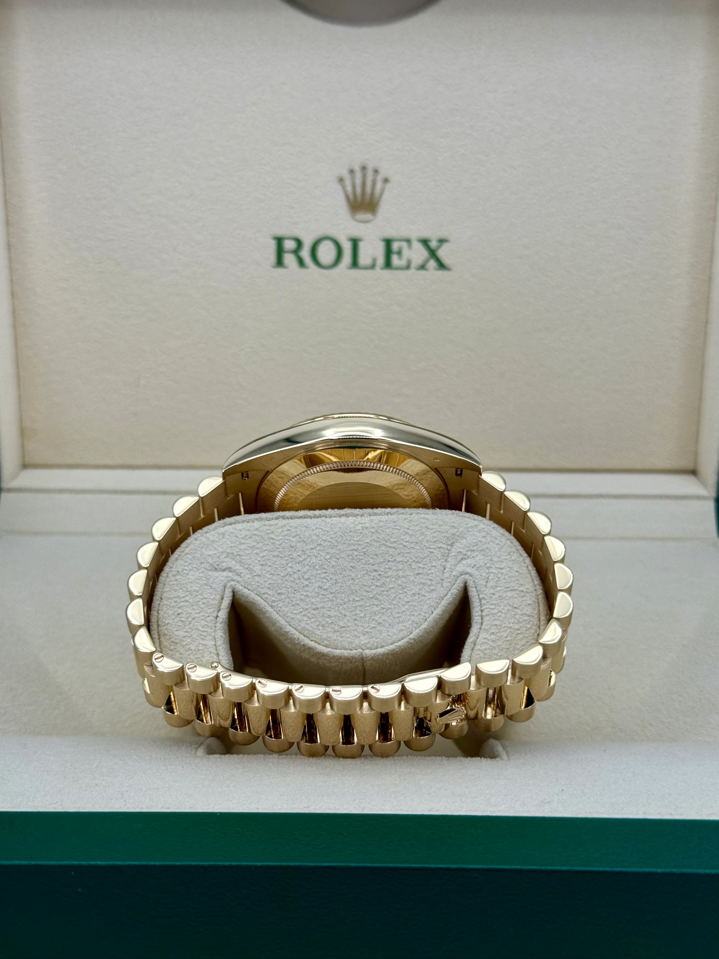 2023 Rolex Day-Date 40mm 228238 Champagne Diamond Baguette Dial - Image 9