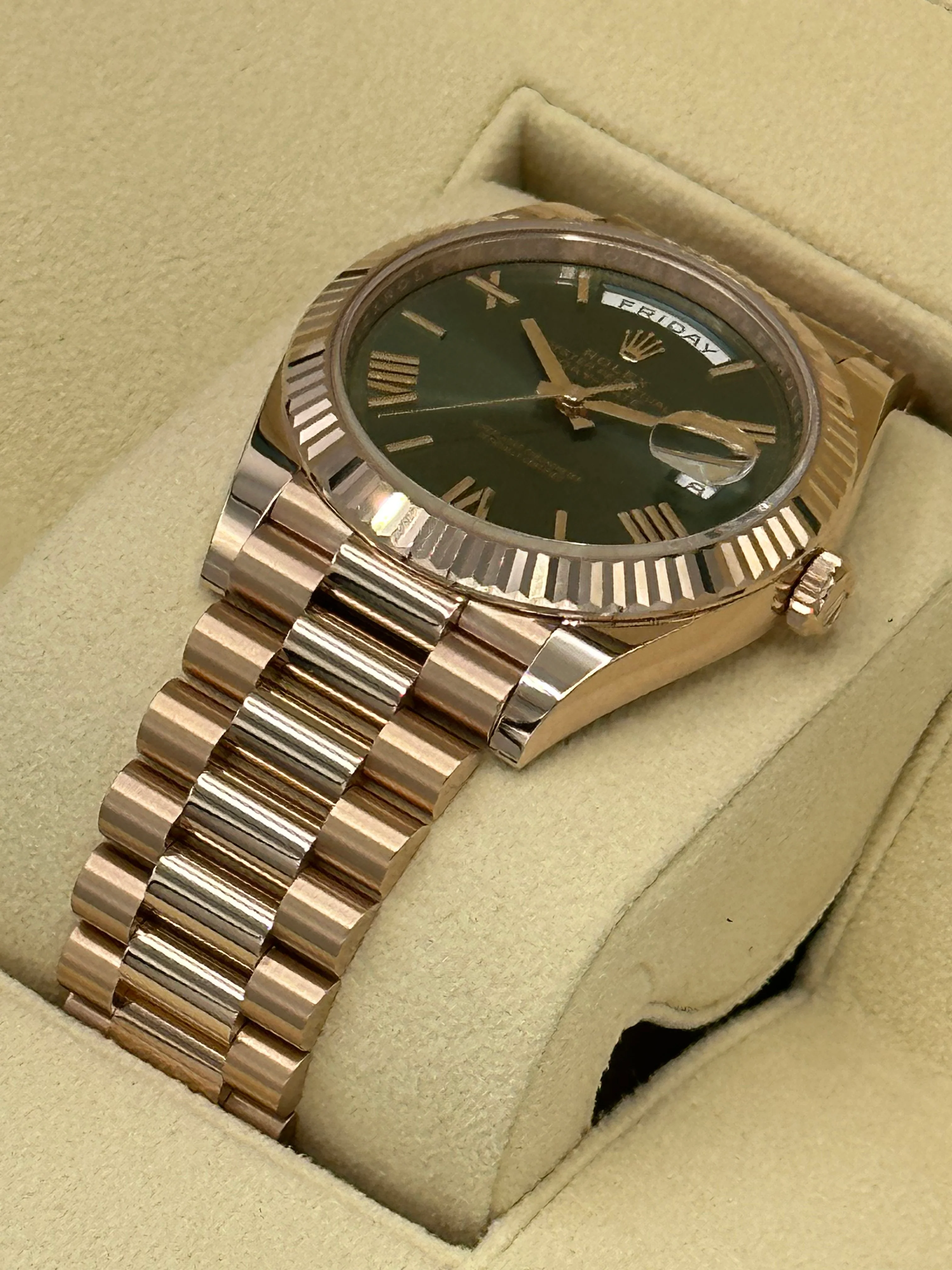 NEW 2023 Rolex Day-Date 40mm 228235 Presidential Rose Gold Olive Dial - Image 7