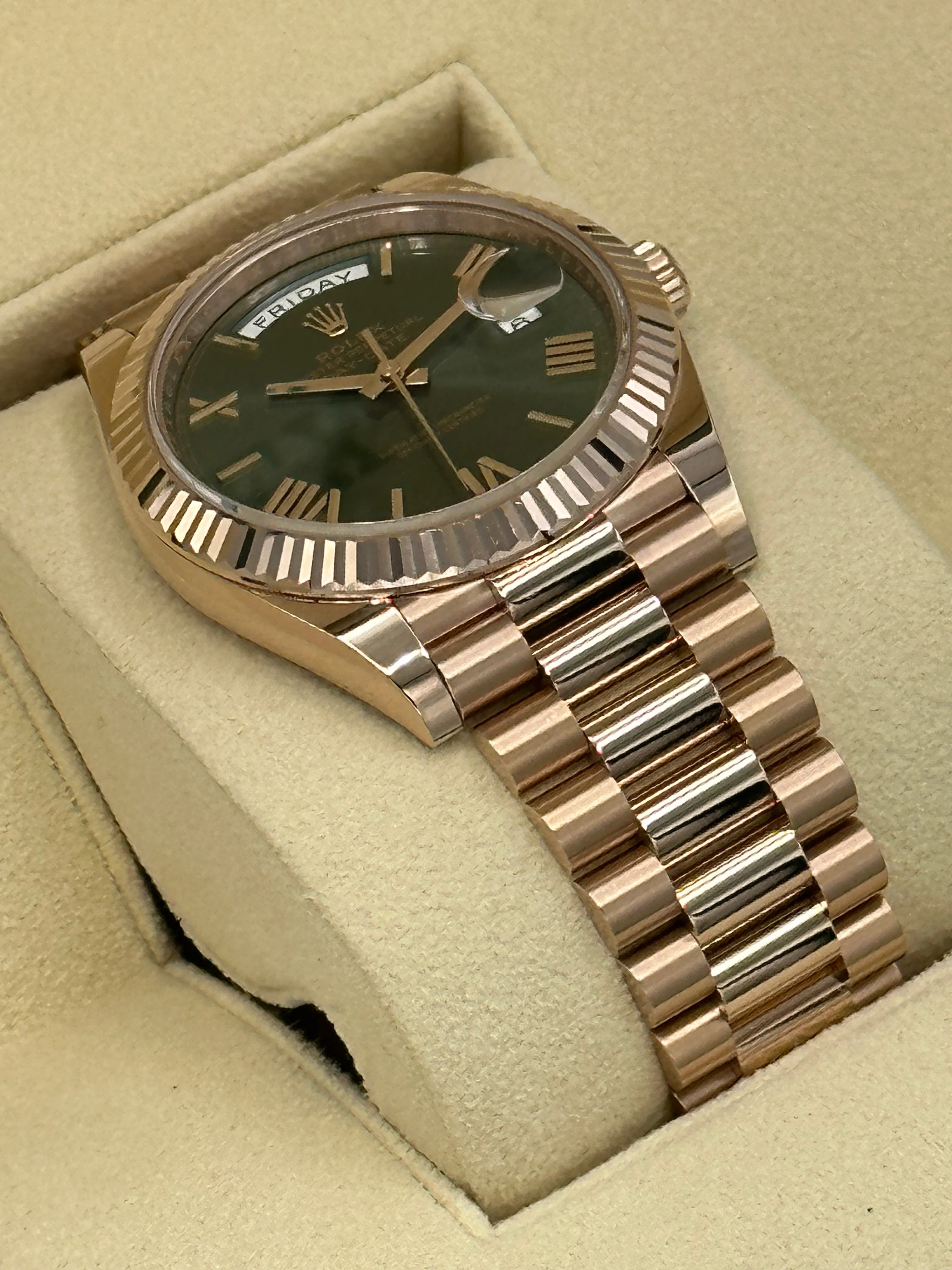 NEW 2023 Rolex Day-Date 40mm 228235 Presidential Rose Gold Olive Dial - Image 8