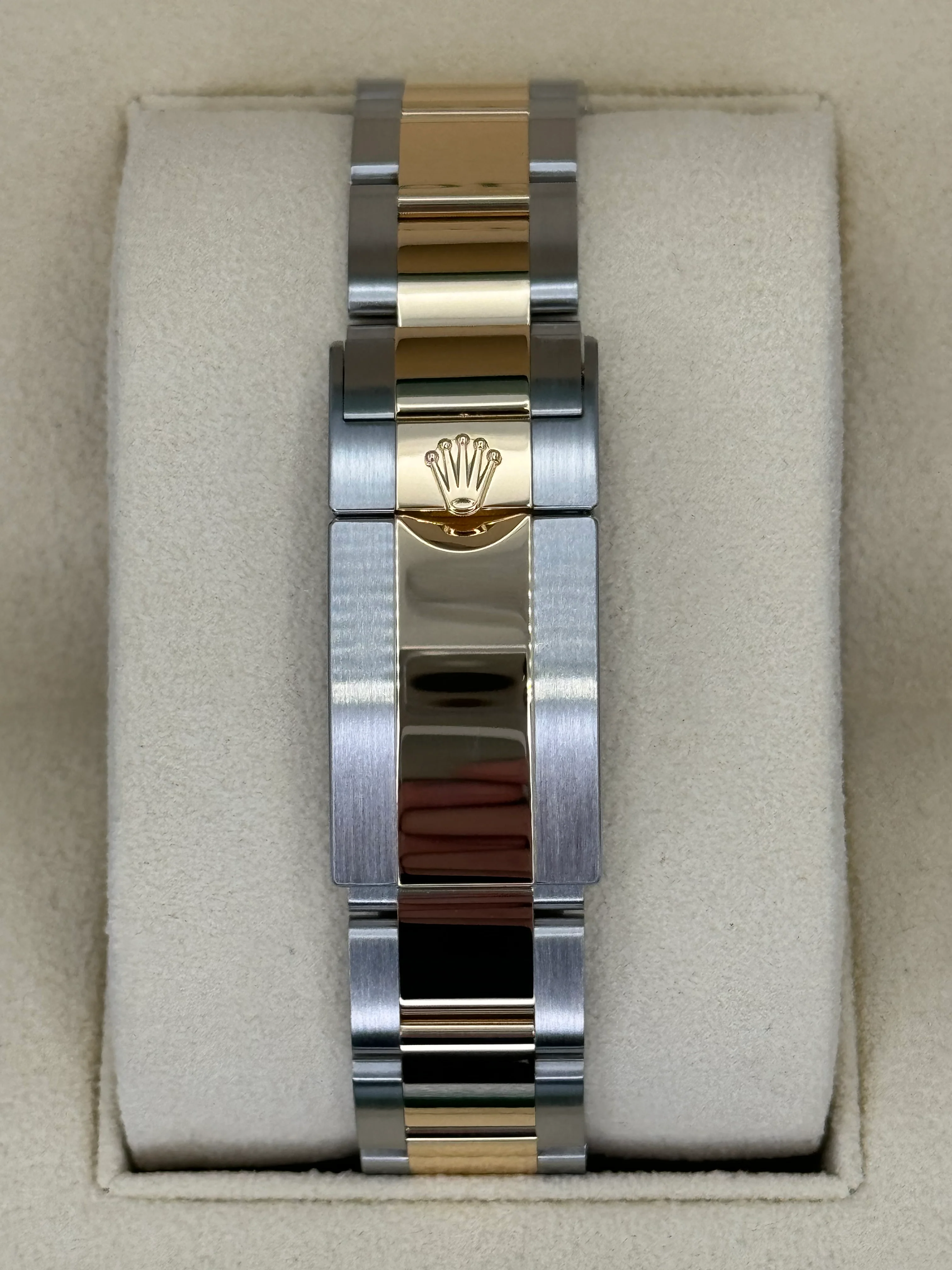 2023 Rolex Daytona 40mm 116503 Tow-Tone White Dial - Image 2