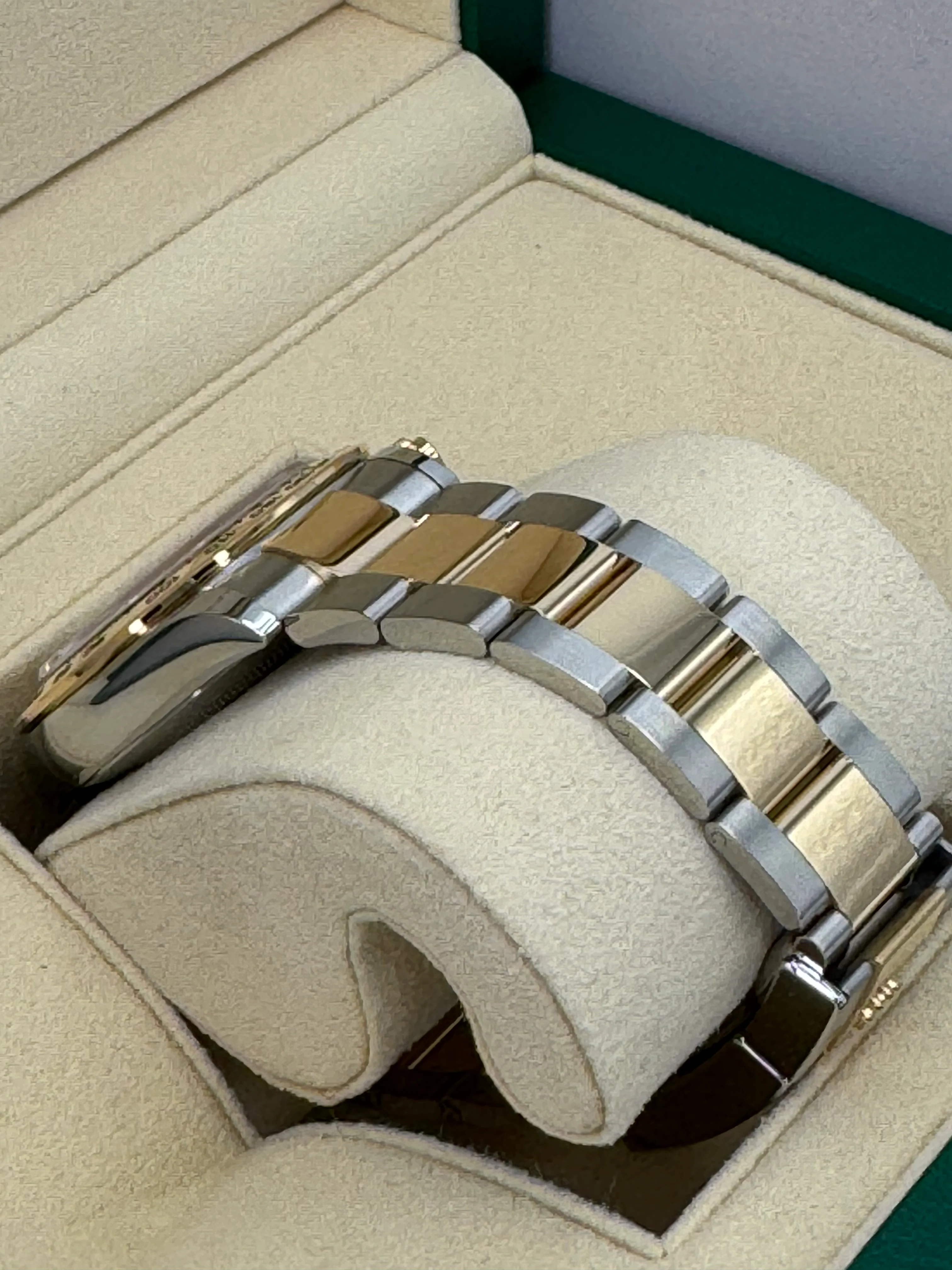 2023 Rolex Daytona 40mm 116503 Tow-Tone White Dial - Image 6