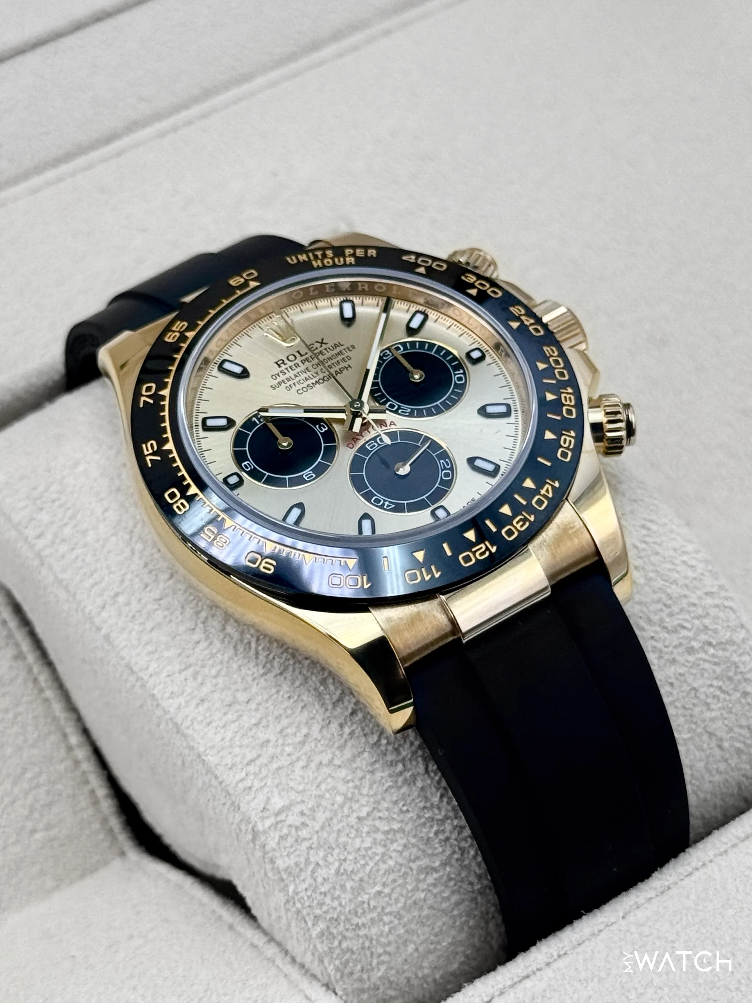 2023 Rolex Daytona 40mm 116518LN 18K Yellow Gold Oysterflex Champagne Dial - Image 6