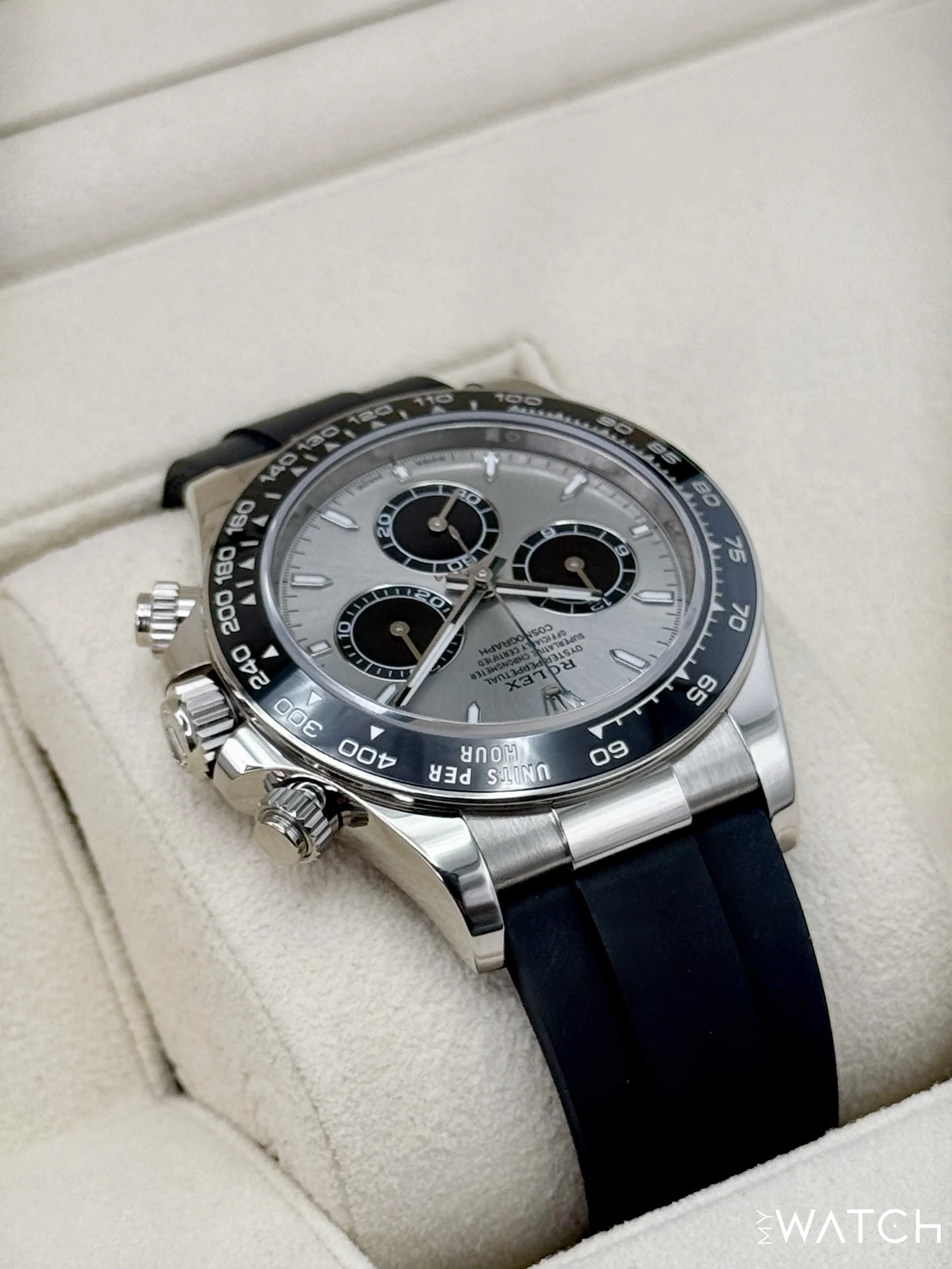 2023 Rolex Daytona 40mm 126519LN White Gold Oysterflex Silver Ghost Dial - Image 8