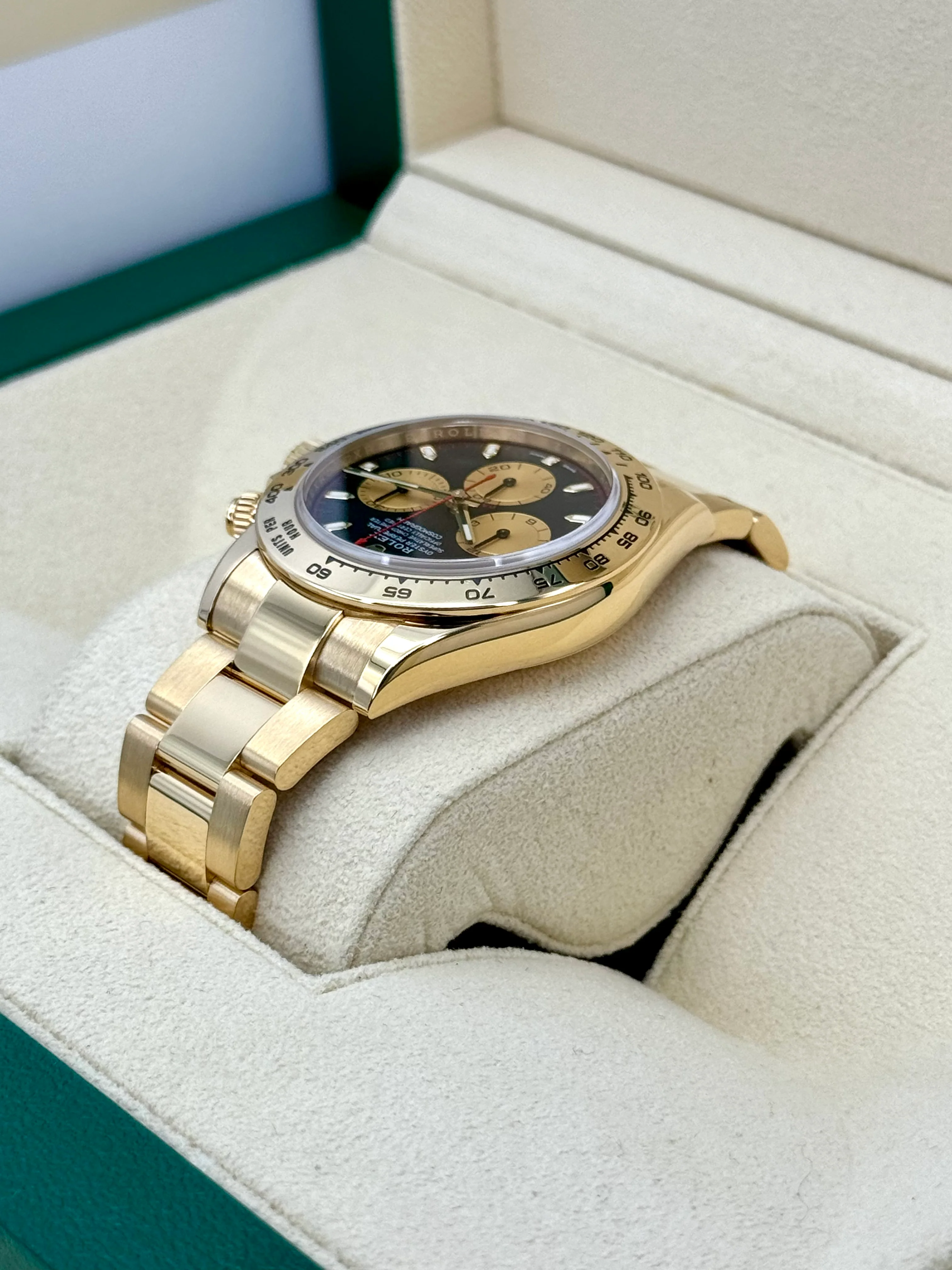 2023 Rolex Daytona "Paul Newman" 40mm 116508 Yellow Gold Black Dial - Image 7