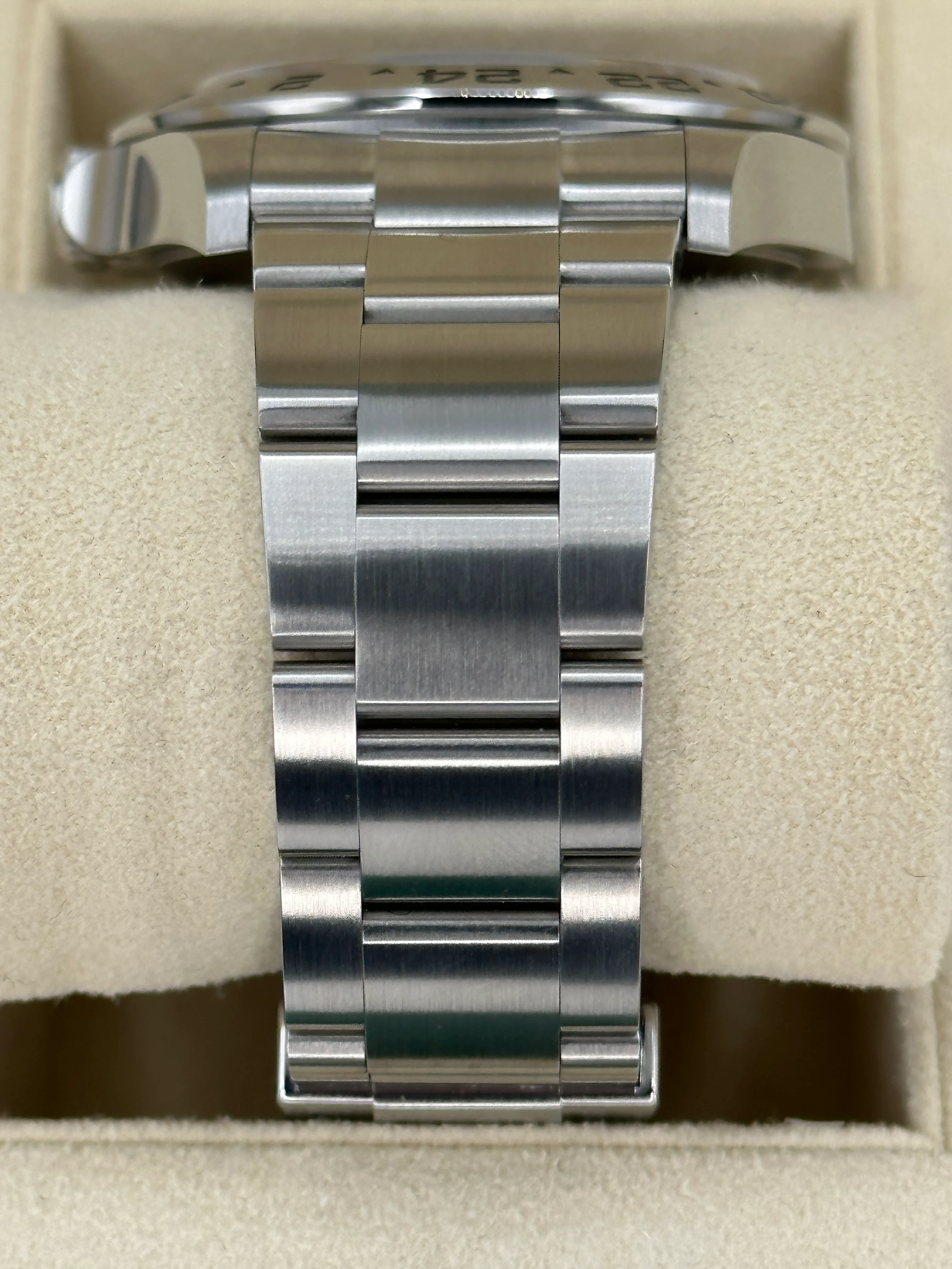 NEW 2023 Rolex Explorer II 42mm 226570 Polar White Dial - Image 4