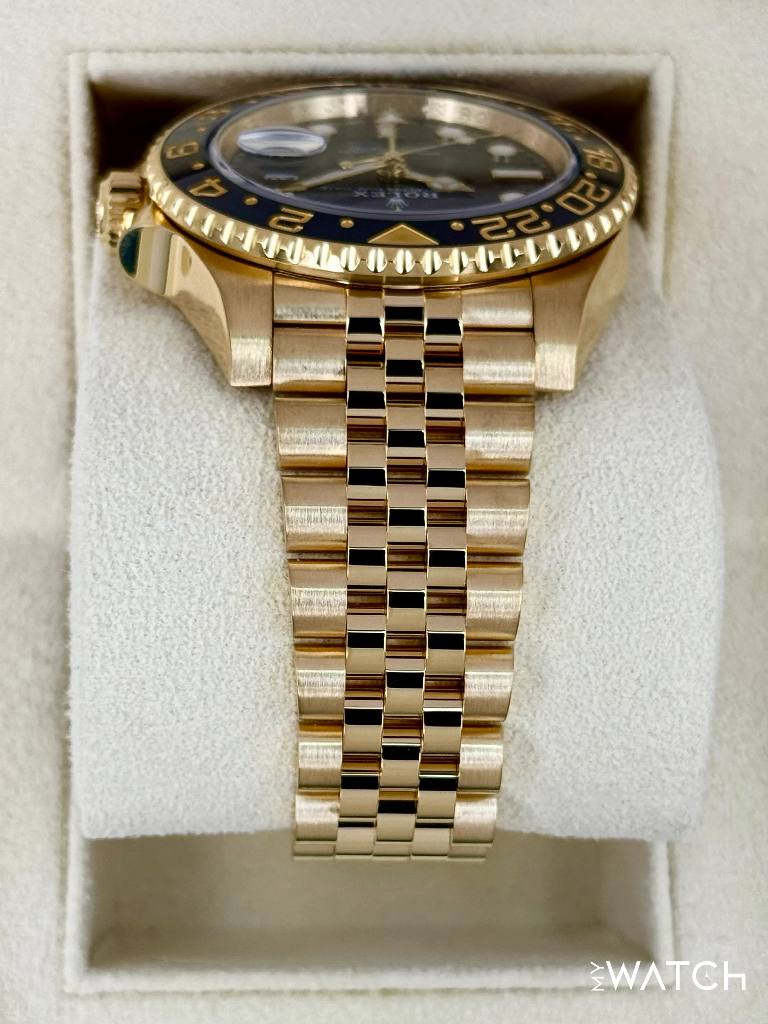 2023 Rolex GMT-Master II 40mm 126718GRNR Jubilee Black Dial - Image 4
