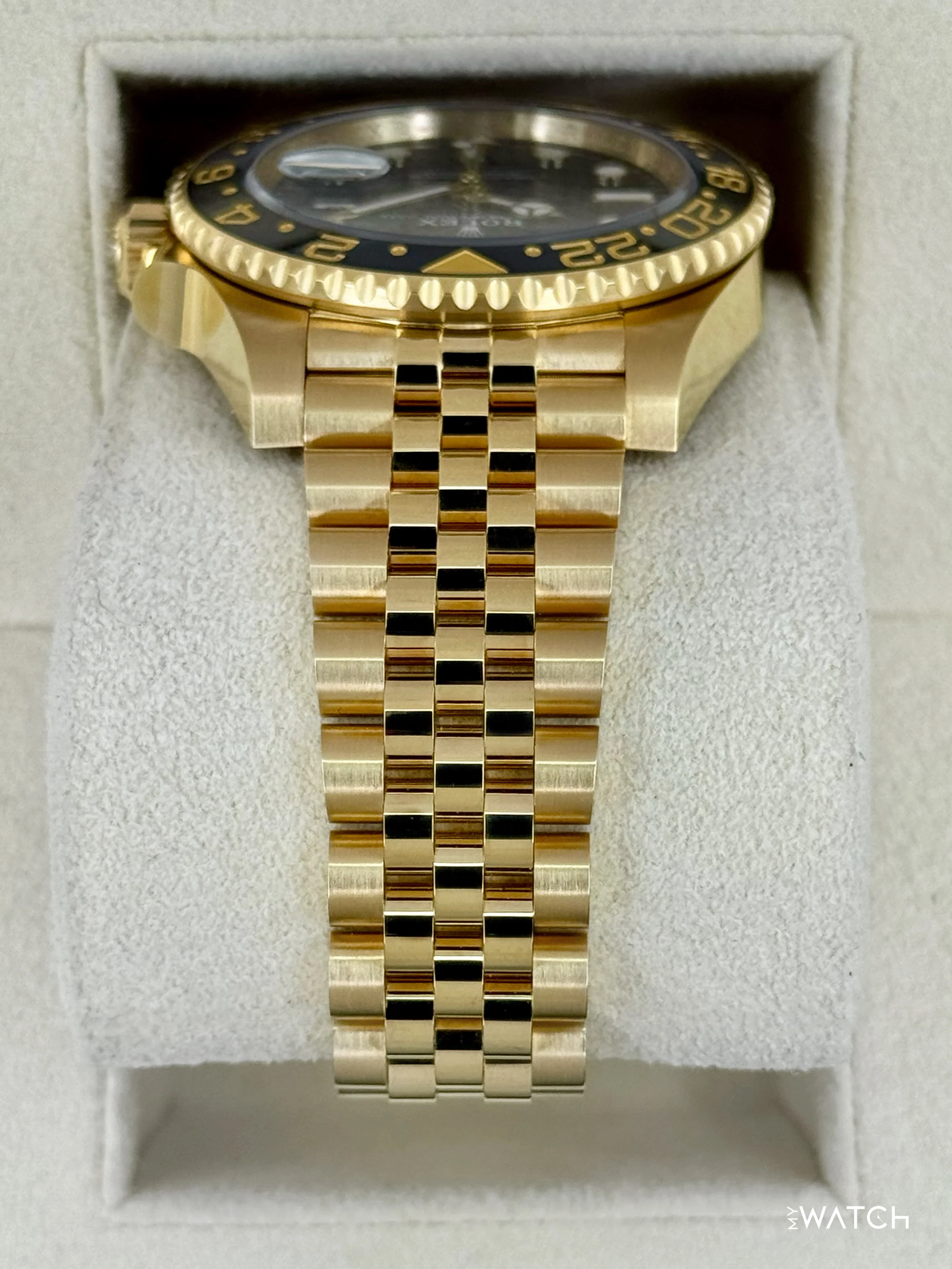 2023 Rolex GMT-Master II 40mm 126718GRNR Yellow Gold Jubilee Black Dial - Image 4