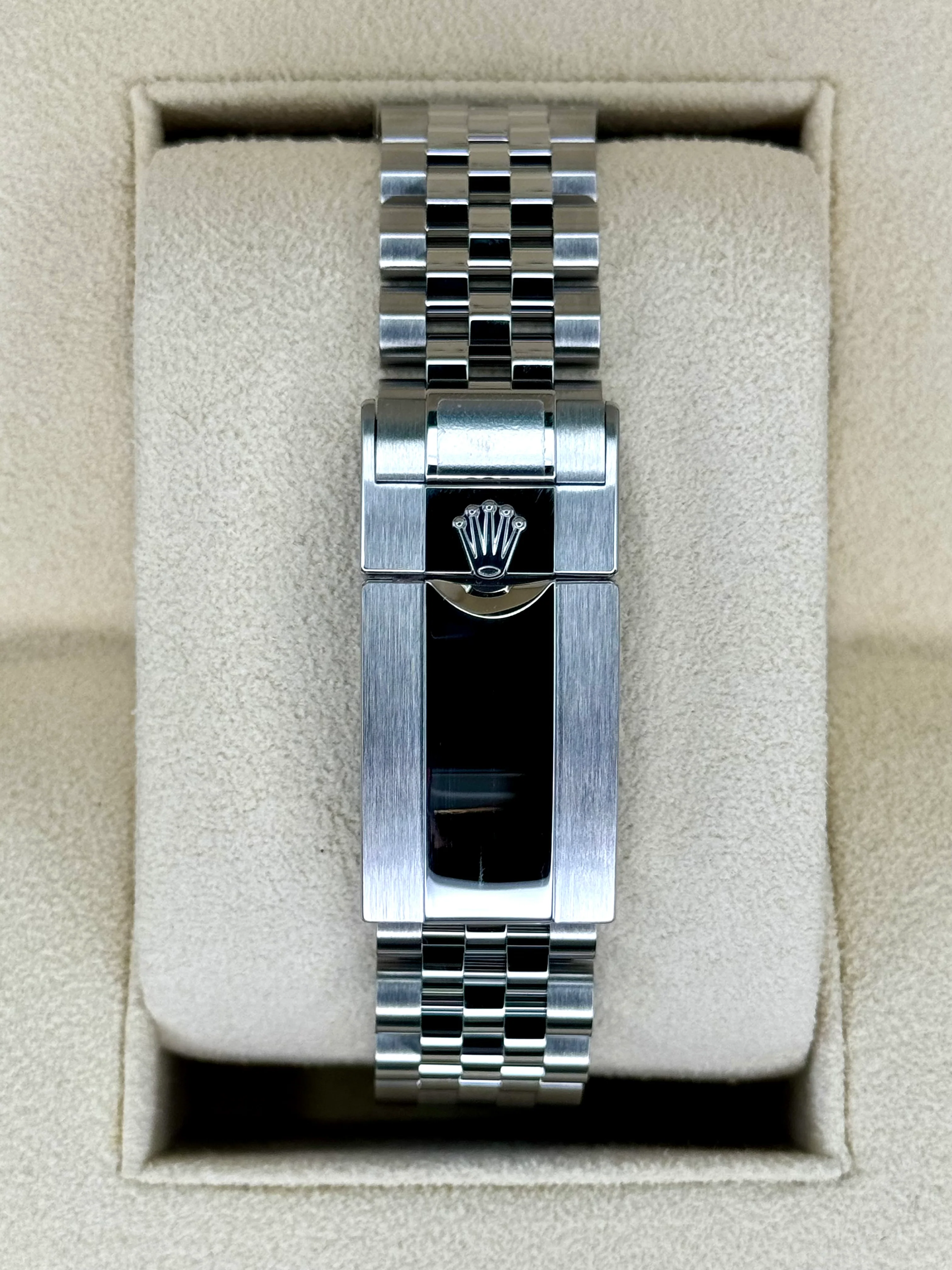 2023 Rolex GMT-Master II "Batgirl" 40mm 126710BLNR Jubilee Black Dial - Image 2