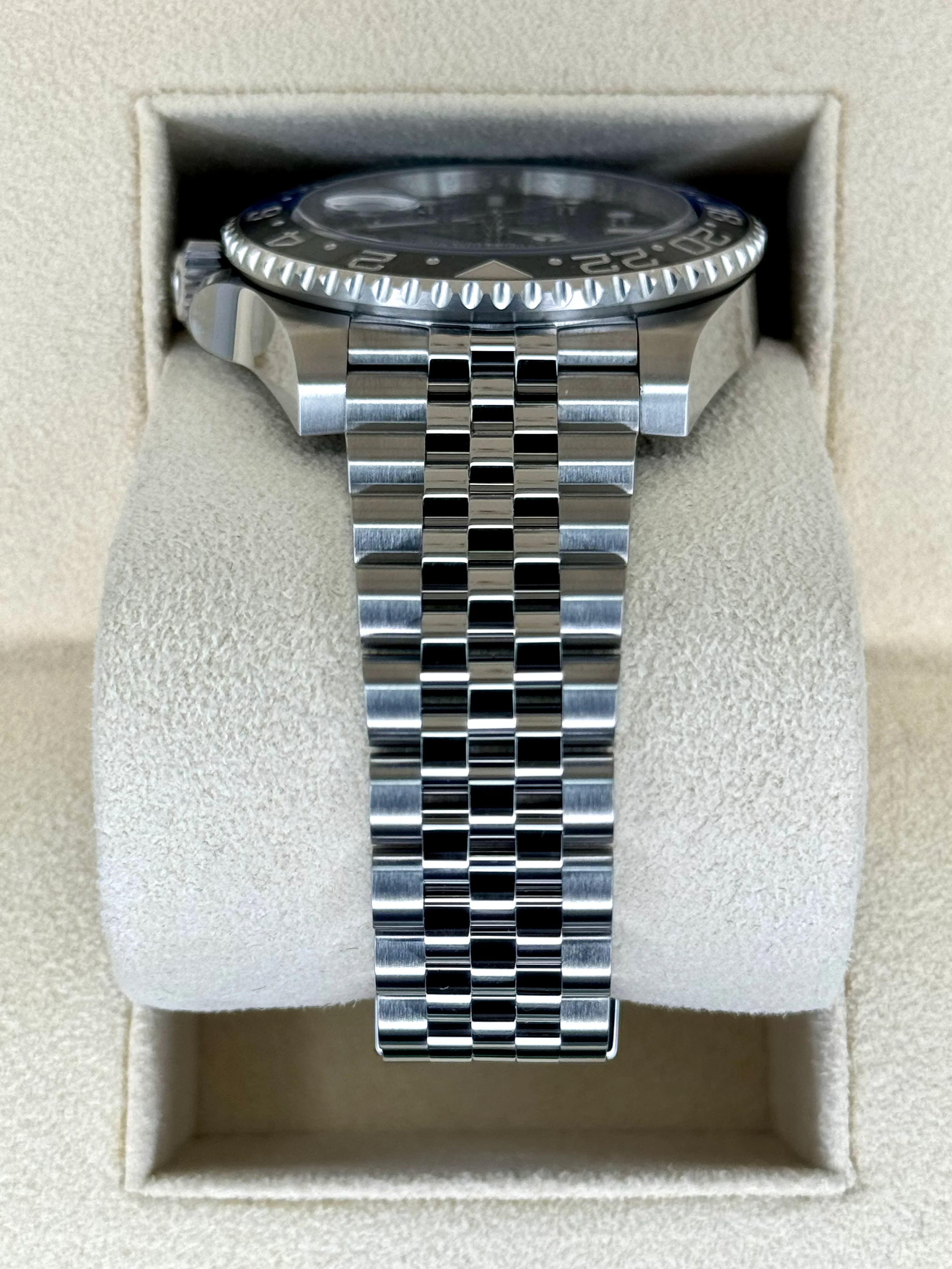 2023 Rolex GMT-Master II "Batgirl" 40mm 126710BLNR Jubilee Black Dial - Image 4