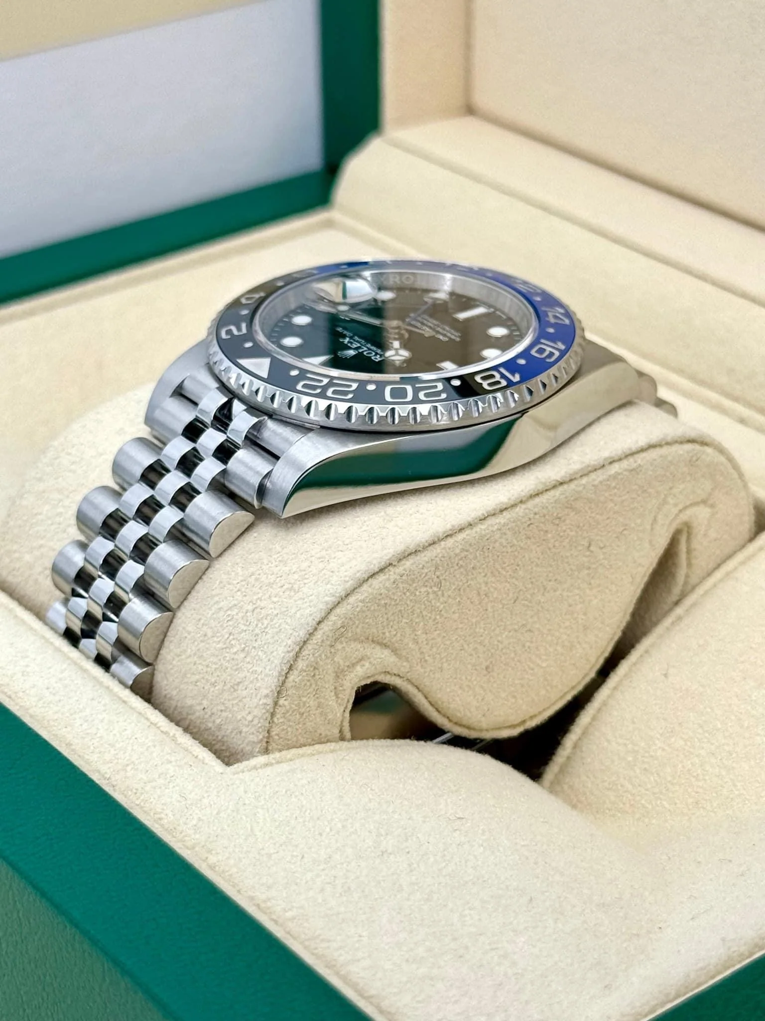 NEW 2023 Rolex GMT-Master II "Batgirl" 40mm 126710BLNR Jubilee Black Dial - Image 7
