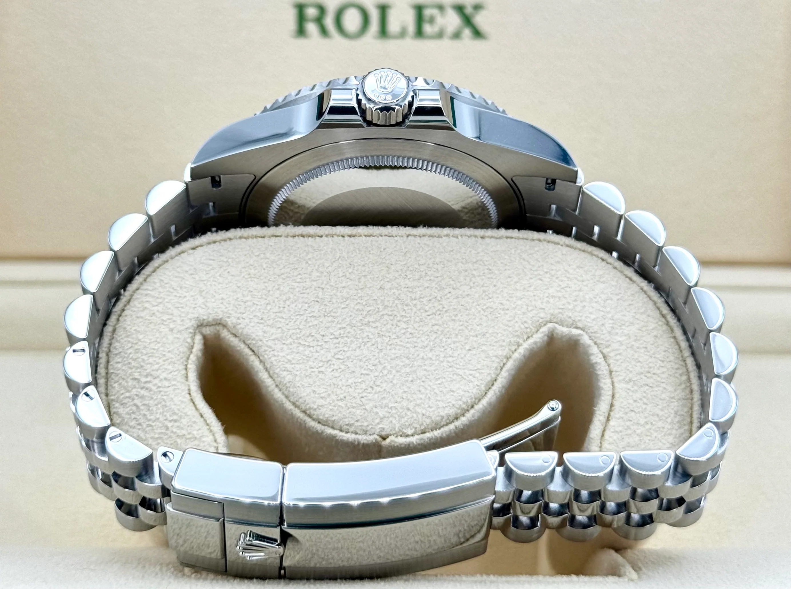 2023 Rolex GMT-Master II "Batgirl" 40mm 126710BLNR Jubilee Black Dial - Image 9