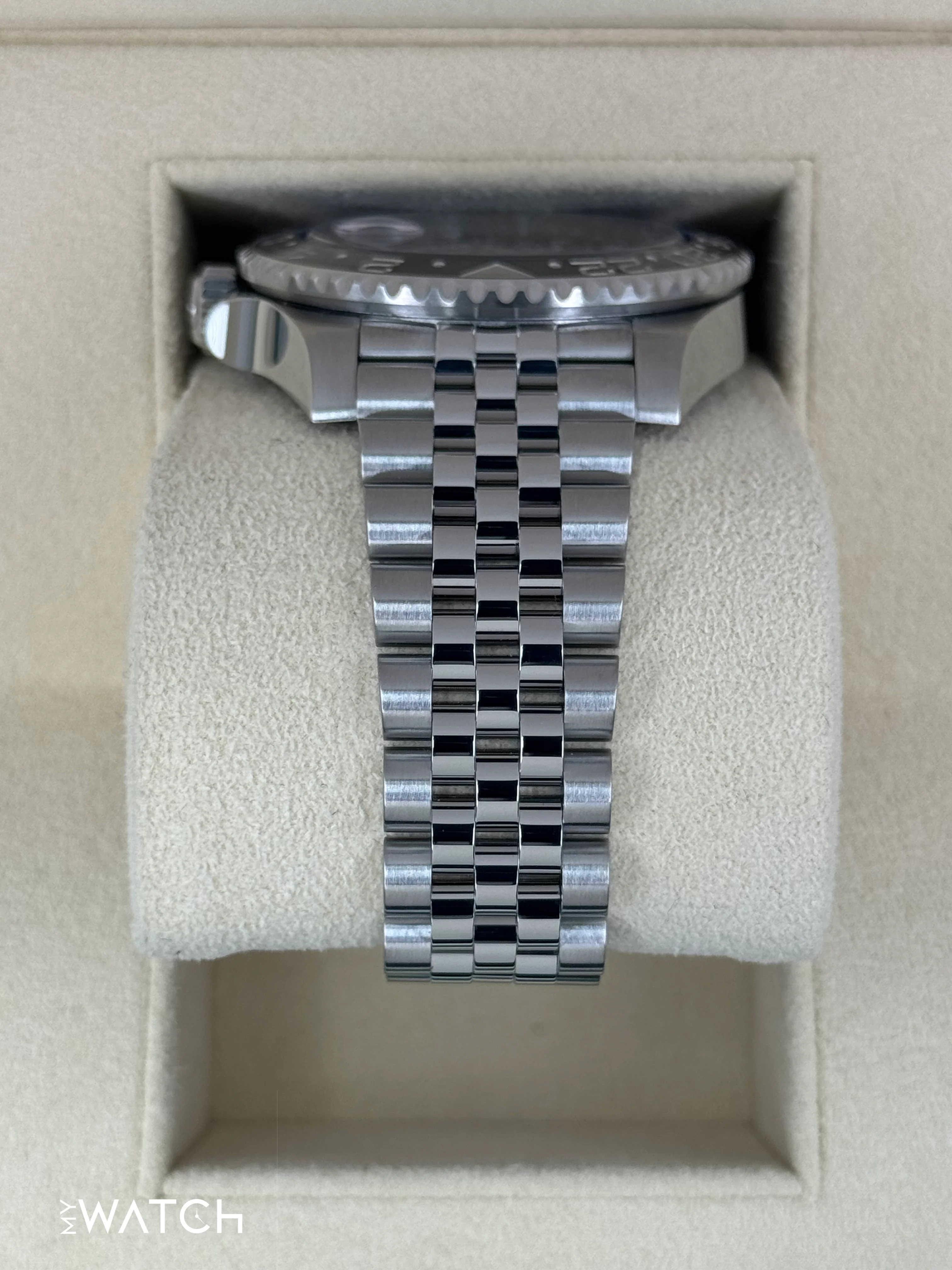2023 Rolex GMT-Master II "Batgirl" 40mm 126710BLNR Jubilee Black Dial - Image 4