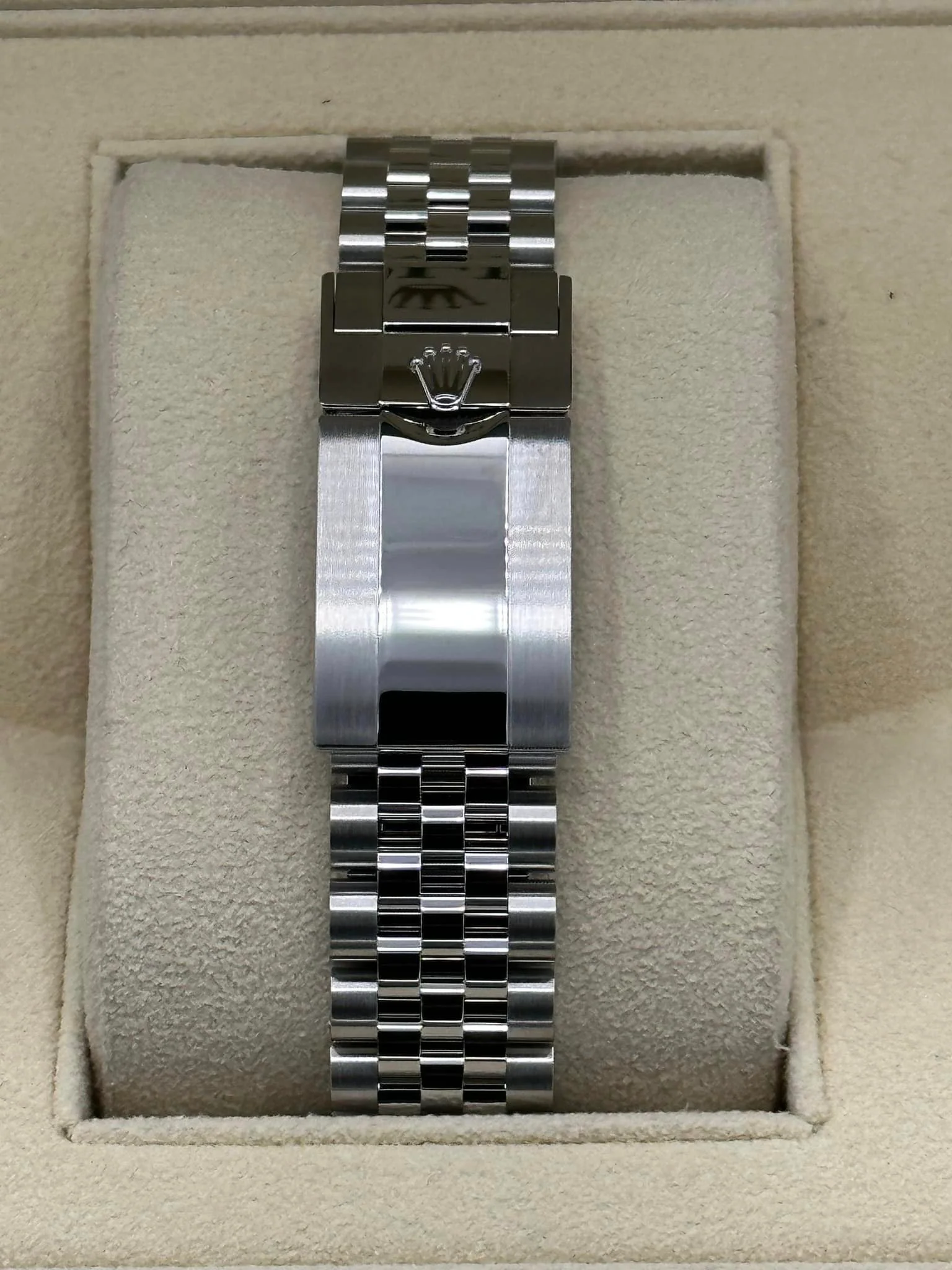 2023 Rolex GMT Master II "Batgirl" 40mm 126710BLNR Jubilee Black Dial - Image 2