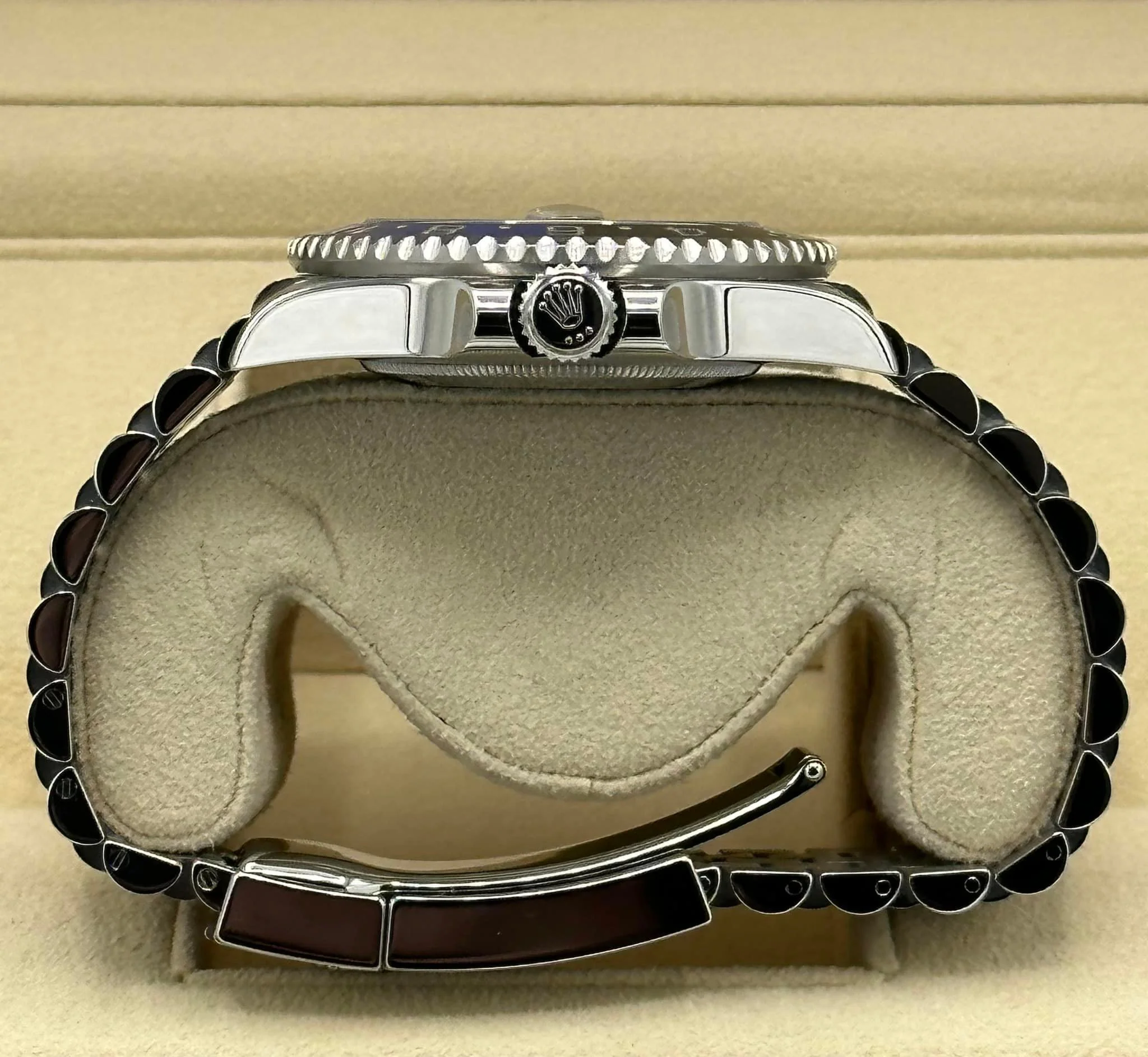 2023 Rolex GMT Master II "Batgirl" 40mm 126710BLNR Jubilee Black Dial - Image 9