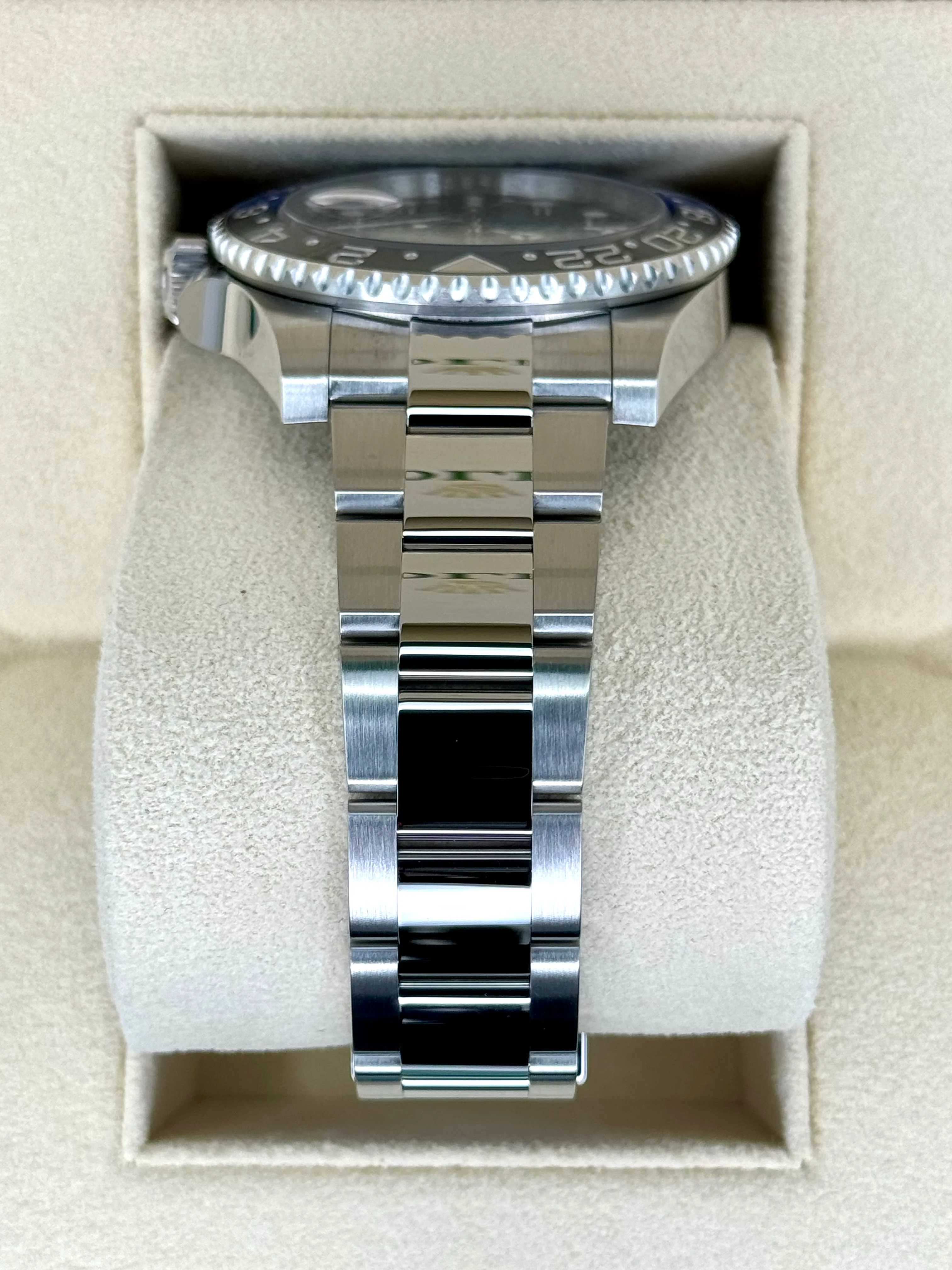 2023 Rolex GMT-Master II "Batman" 40mm 126710BLNR Oyster - Image 4