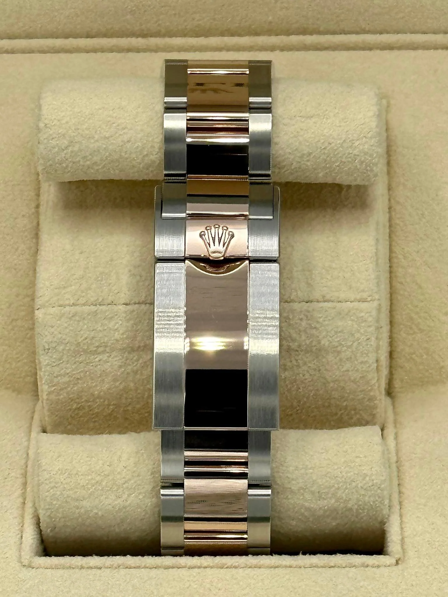 NEW 2023 Rolex GMT-Master II "Rootbeer" 40mm 126711CHNR Two-Tone - Image 2