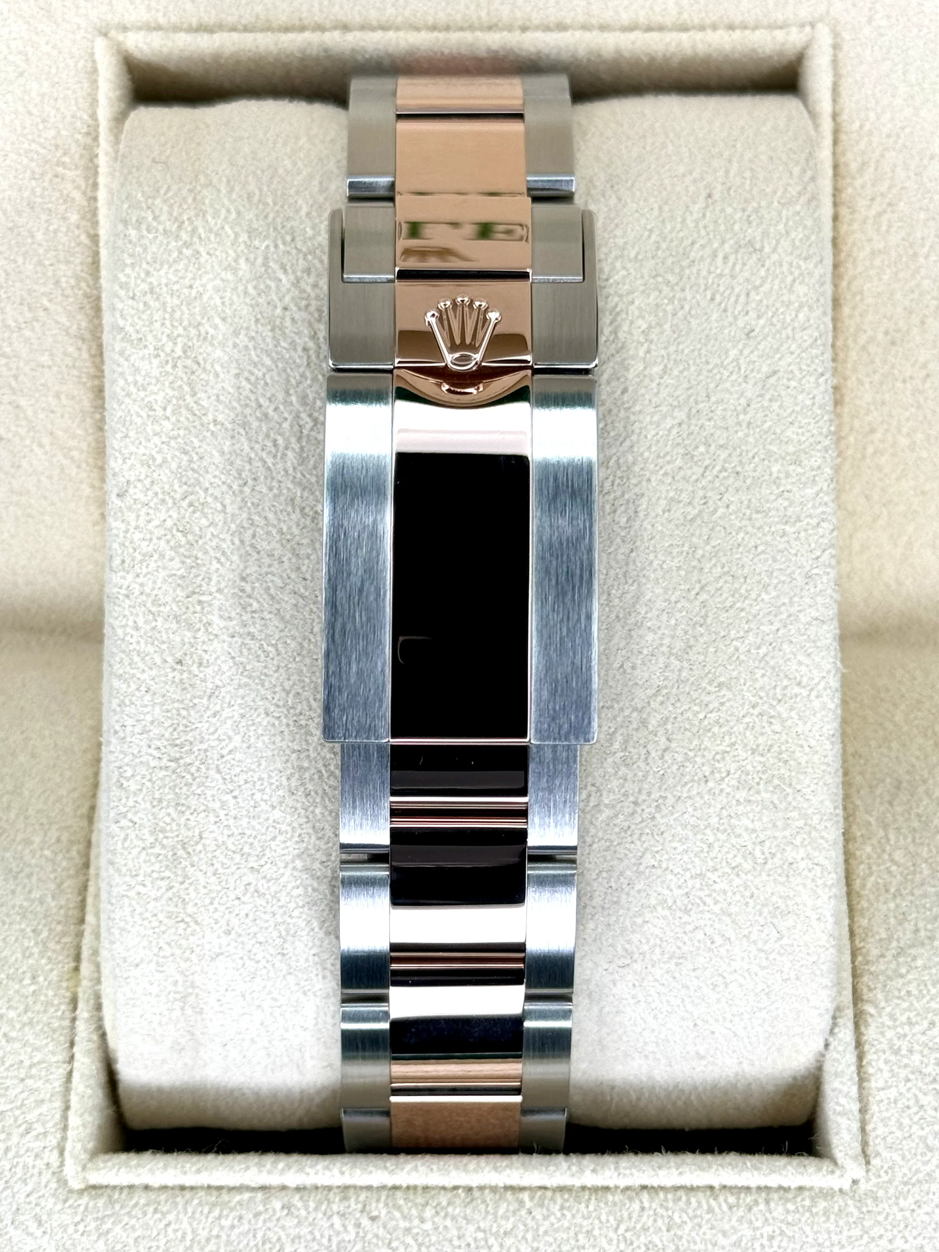2023 Rolex GMT-Master II "Rootbeer" 40mm 126711CHNR Two-Tone - Image 2