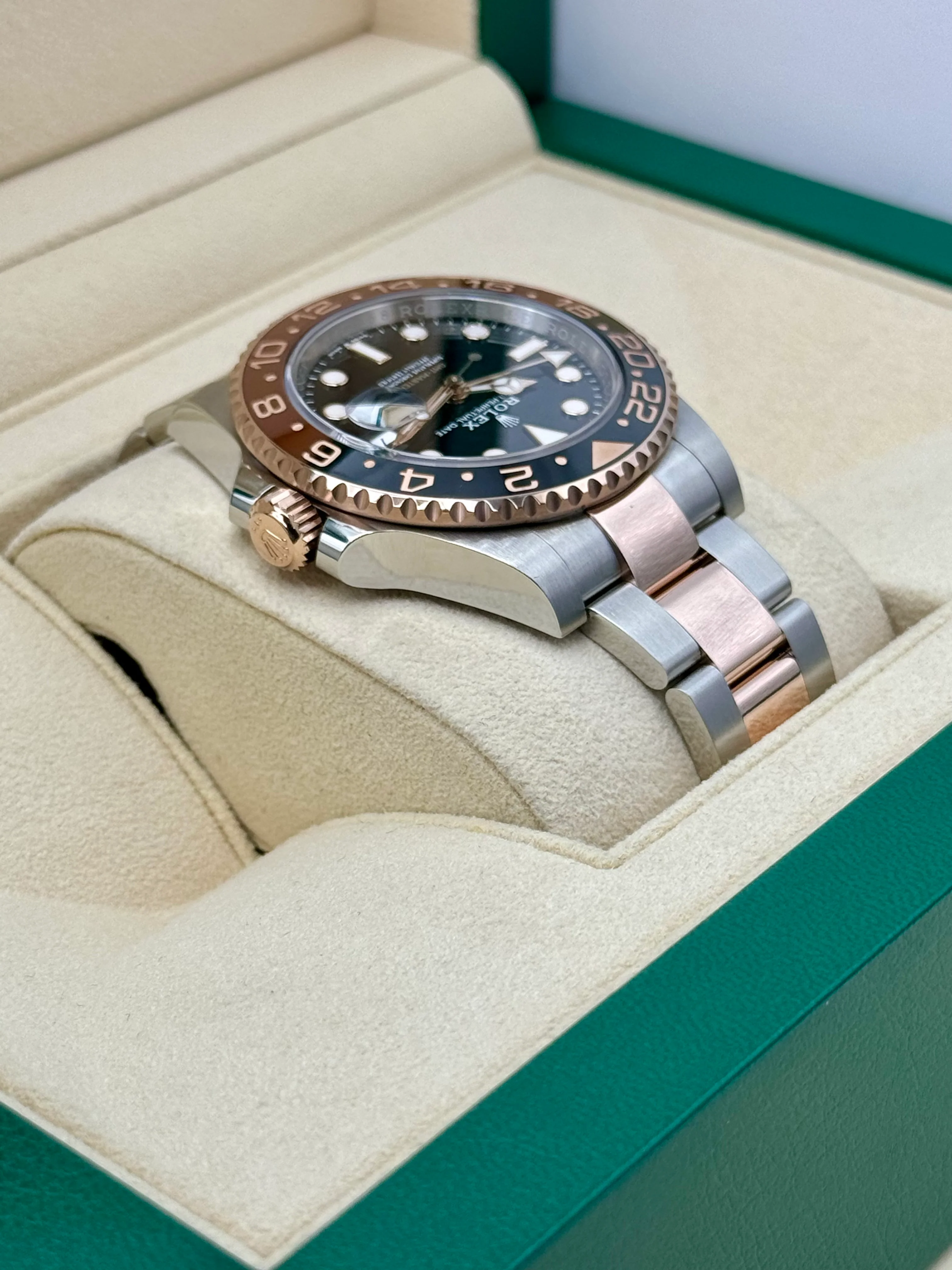 2023 Rolex GMT-Master II "Rootbeer" 40mm 126711CHNR Two-Tone - Image 8