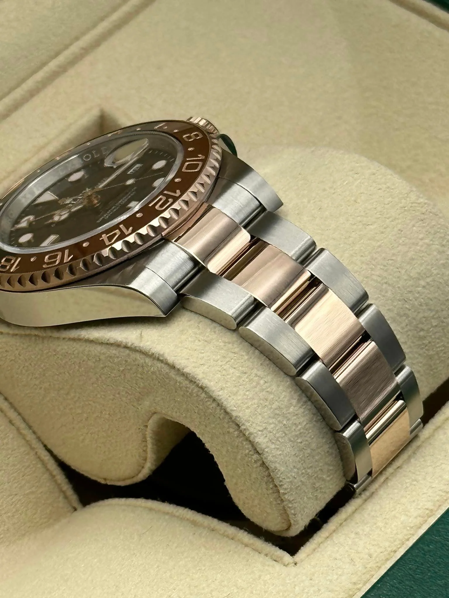 NEW 2023 Rolex GMT-Master II "Rootbeer" 40mm 126711CHNR Two-Tone - Image 7