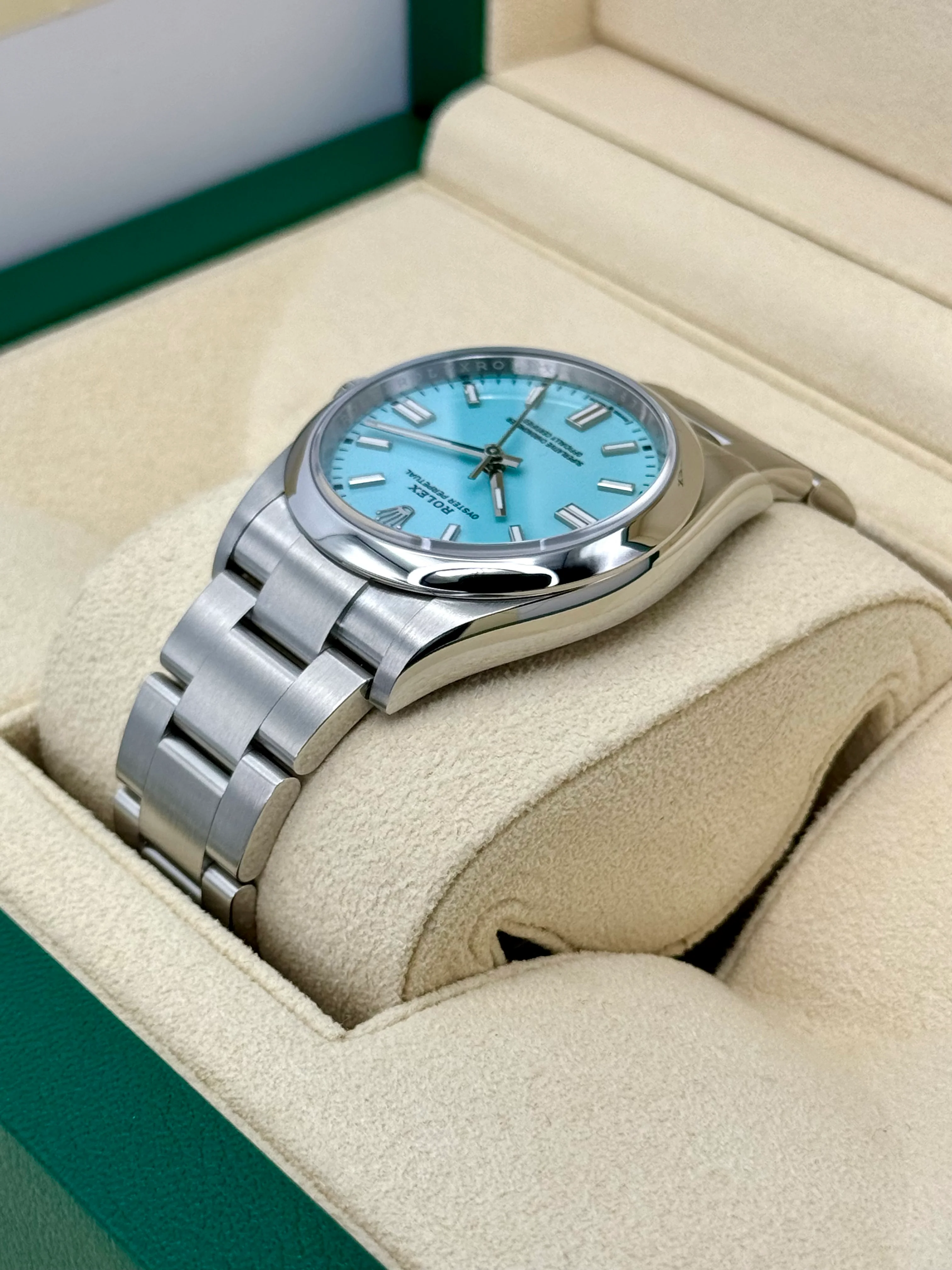 2023 Rolex Oyster Perpetual 36mm 126000 Tiffany Blue Dial - Image 7