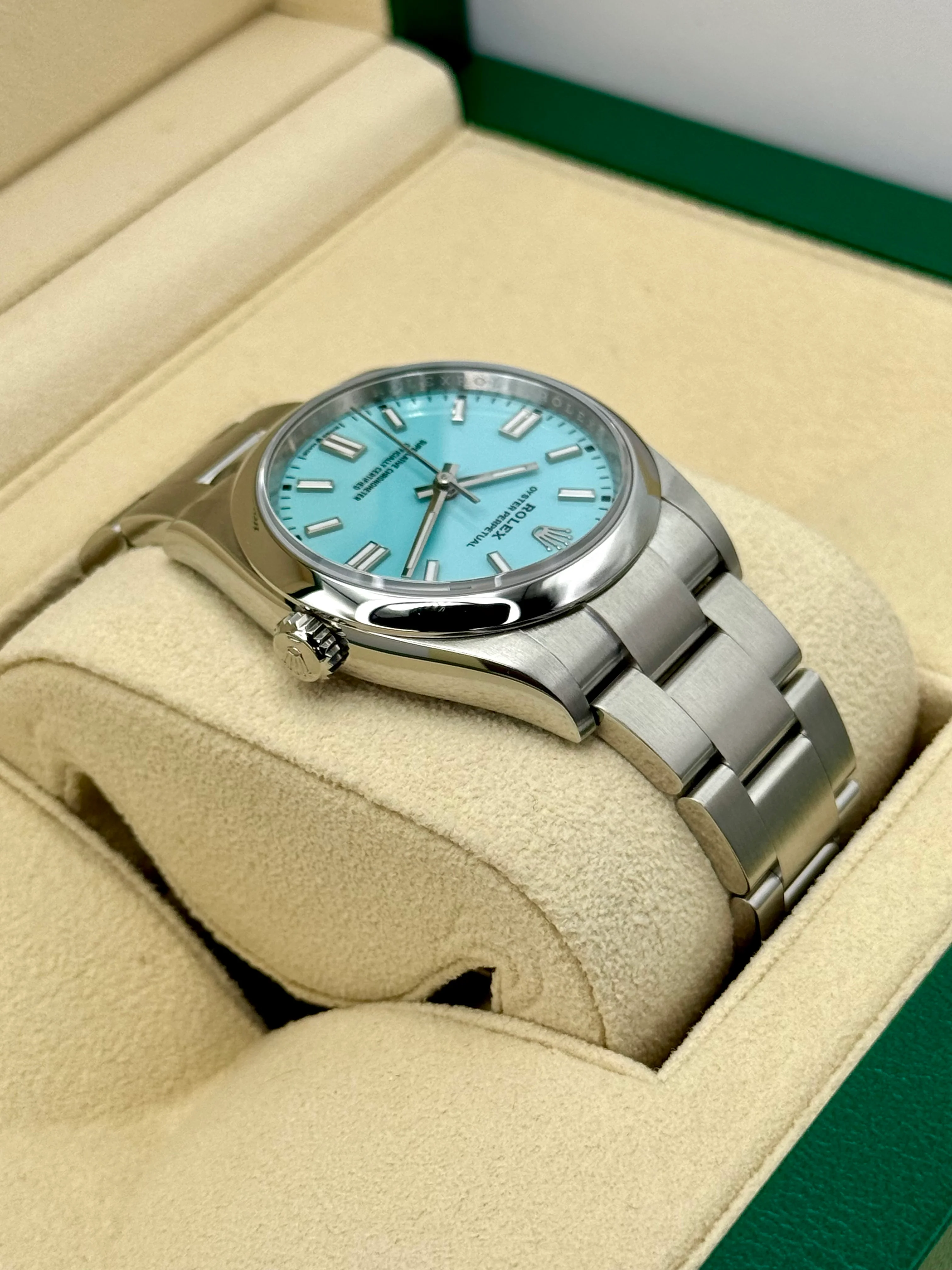 2023 Rolex Oyster Perpetual 36mm 126000 Tiffany Blue Dial - Image 8
