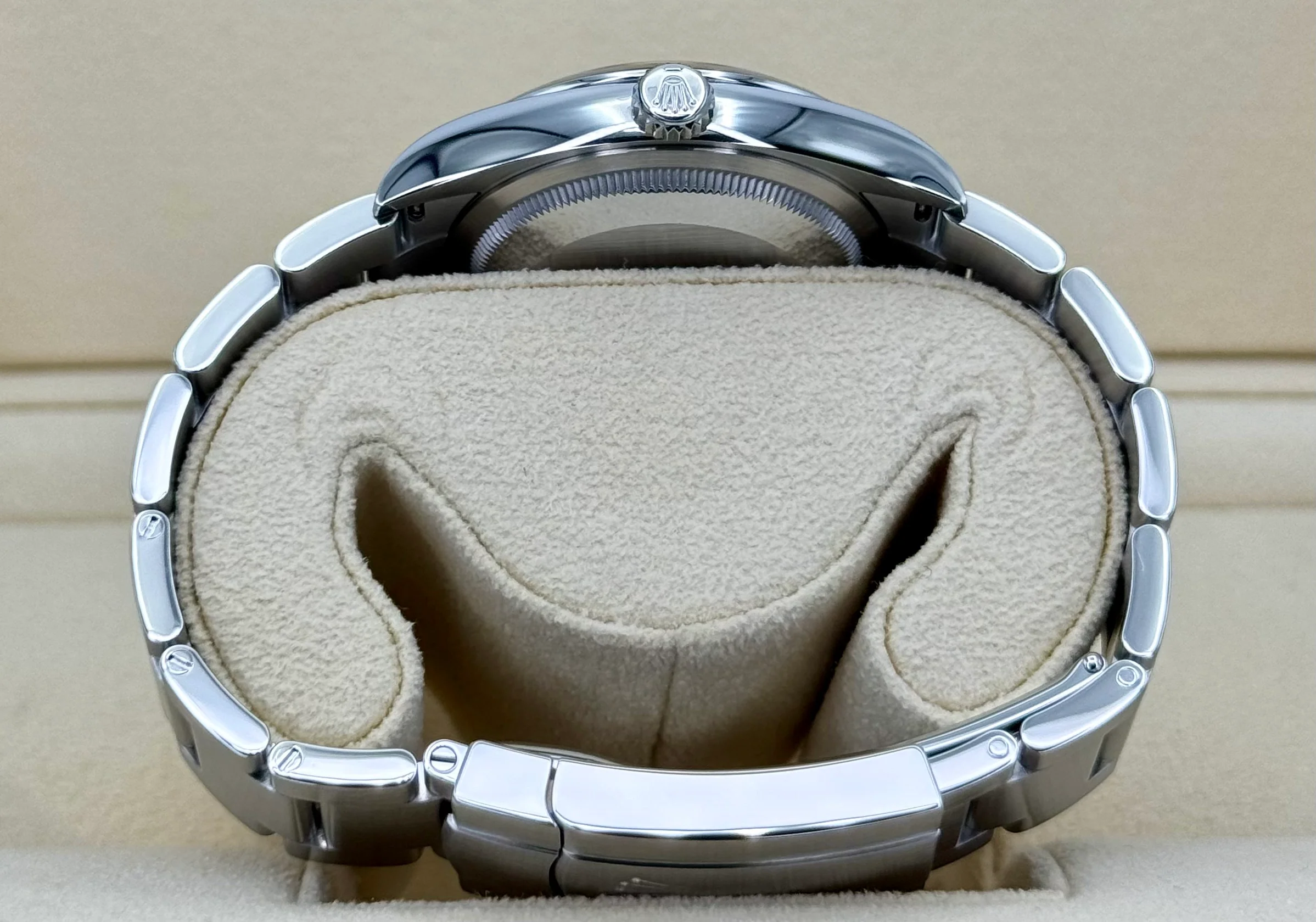 2023 Rolex Oyster Perpetual 36mm 126000 Tiffany Blue Dial - Image 9