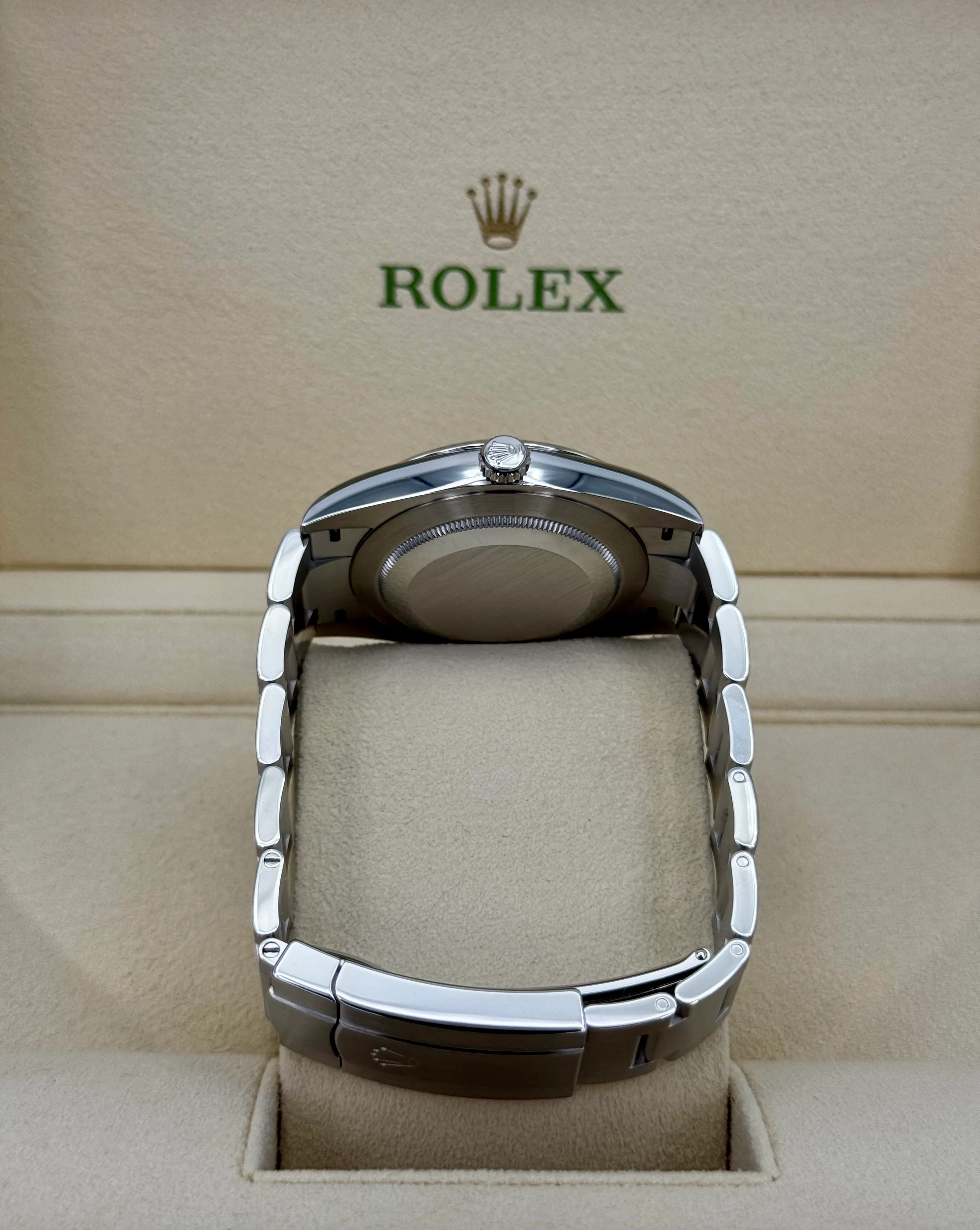 2023 Rolex Oyster Perpetual 41mm 124300 Green Dial - Image 9