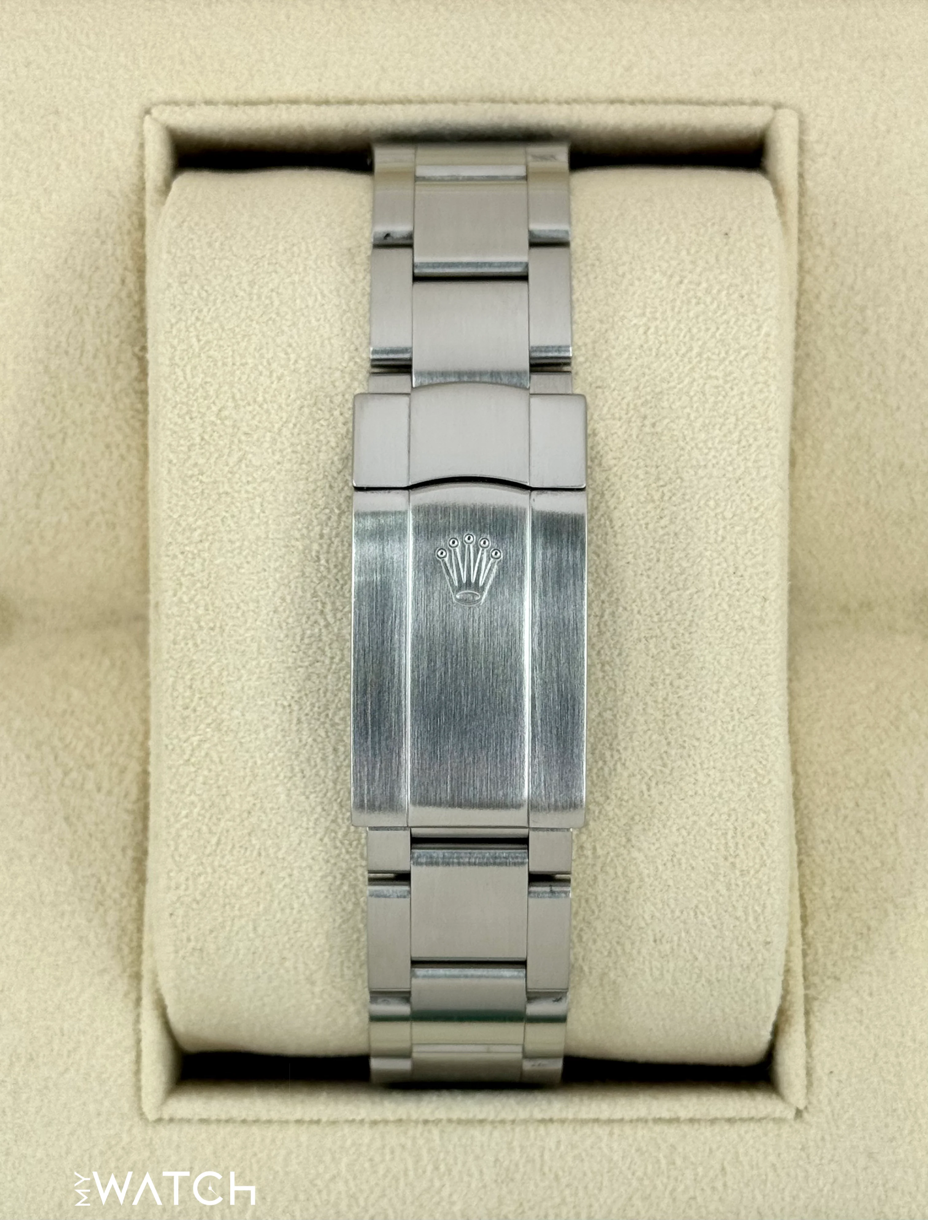 2023 Rolex Oyster Perpetual 41mm 124300 Silver Dial - Image 2
