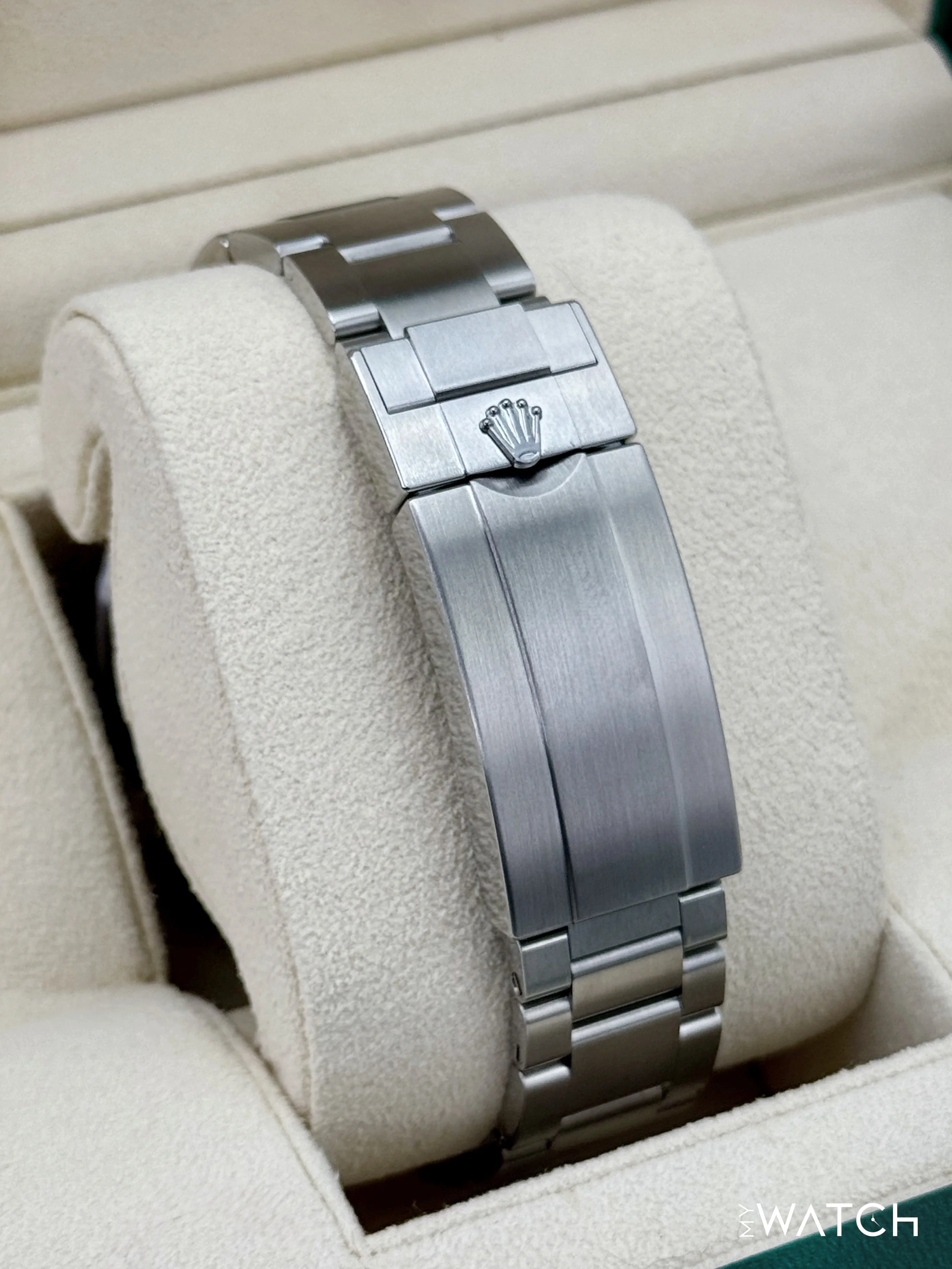 2023 Rolex Sea-Dweller 43mm 126600 Black Dial - Image 2
