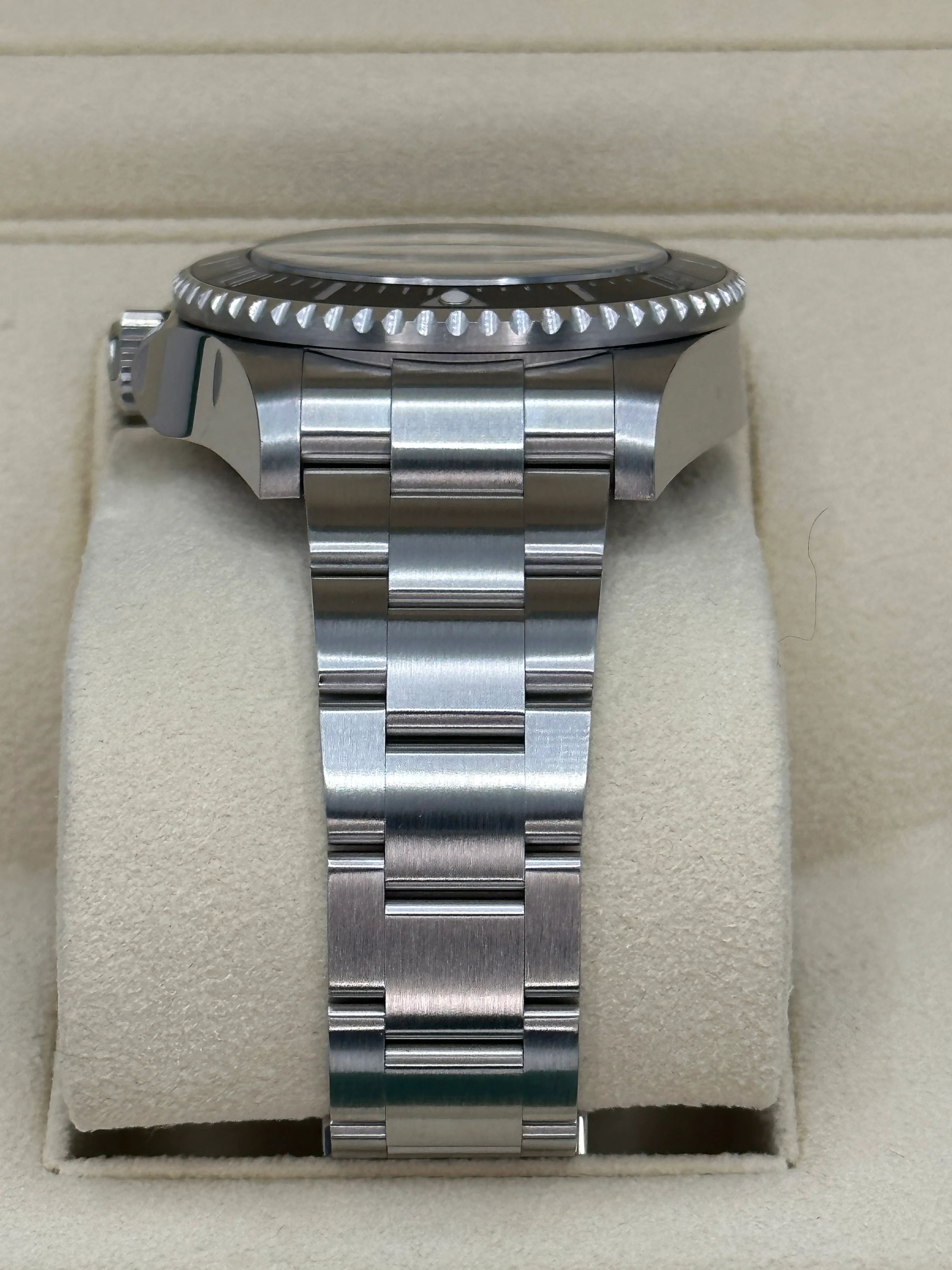 2023 Rolex Deepsea "James Cameron" 44mm 136660 Blue Dial - Image 4