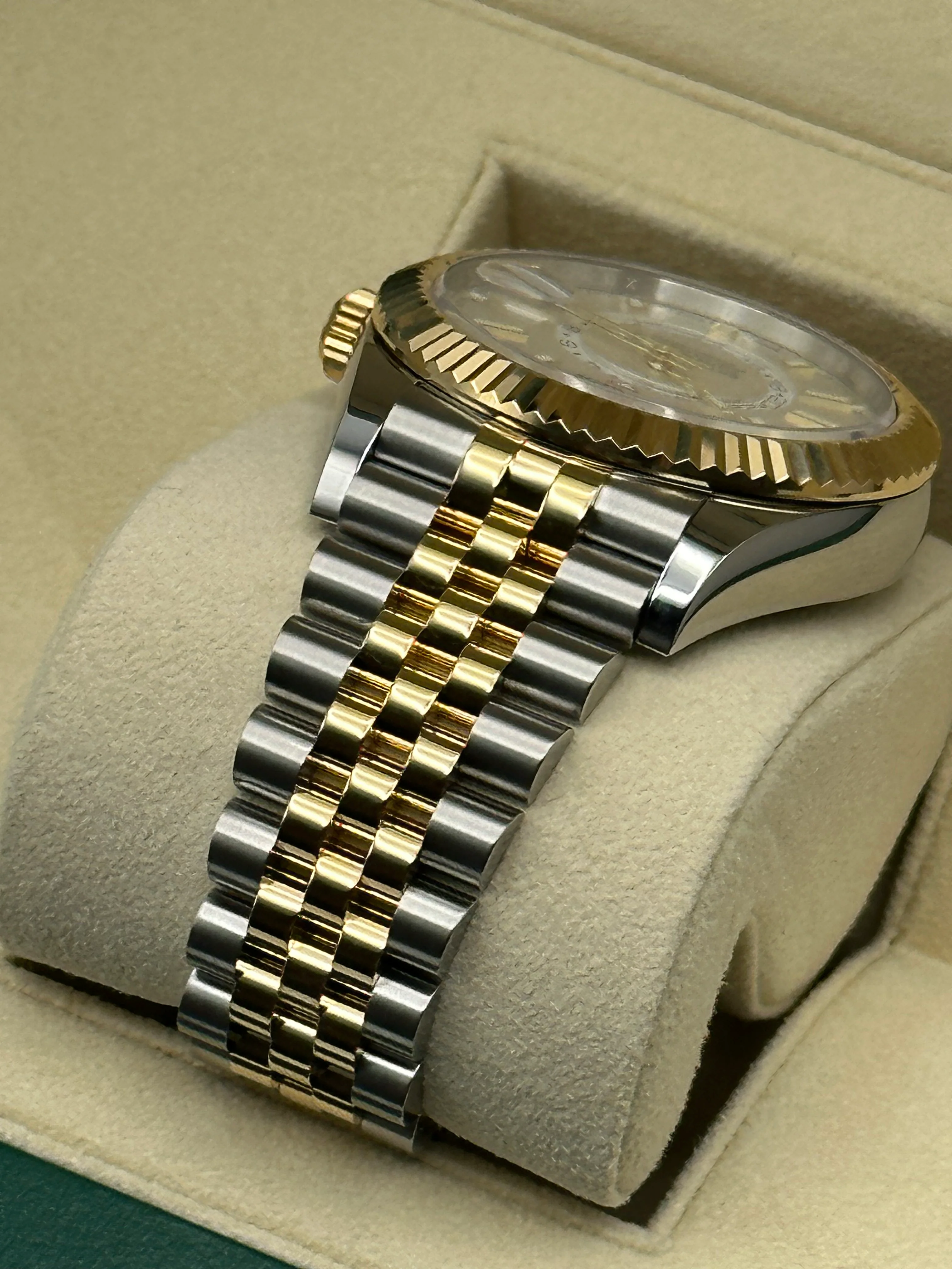 NEW 2023 Rolex Sky-Dweller 42mm 326933 Two-Tone Jubilee White Dial - Image 5