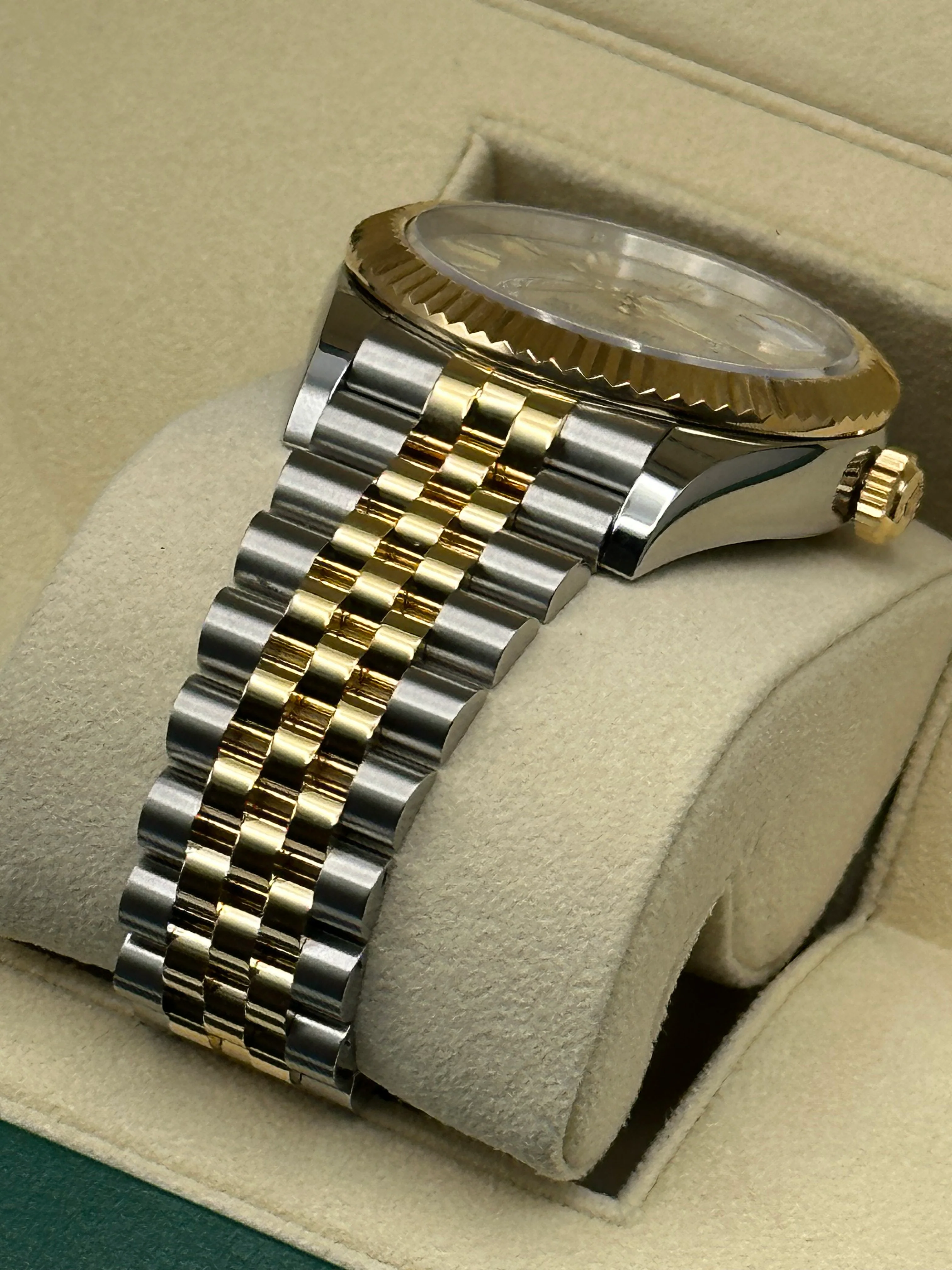 NEW 2023 Rolex Sky-Dweller 42mm 326933 Two-Tone Jubilee White Dial - Image 7