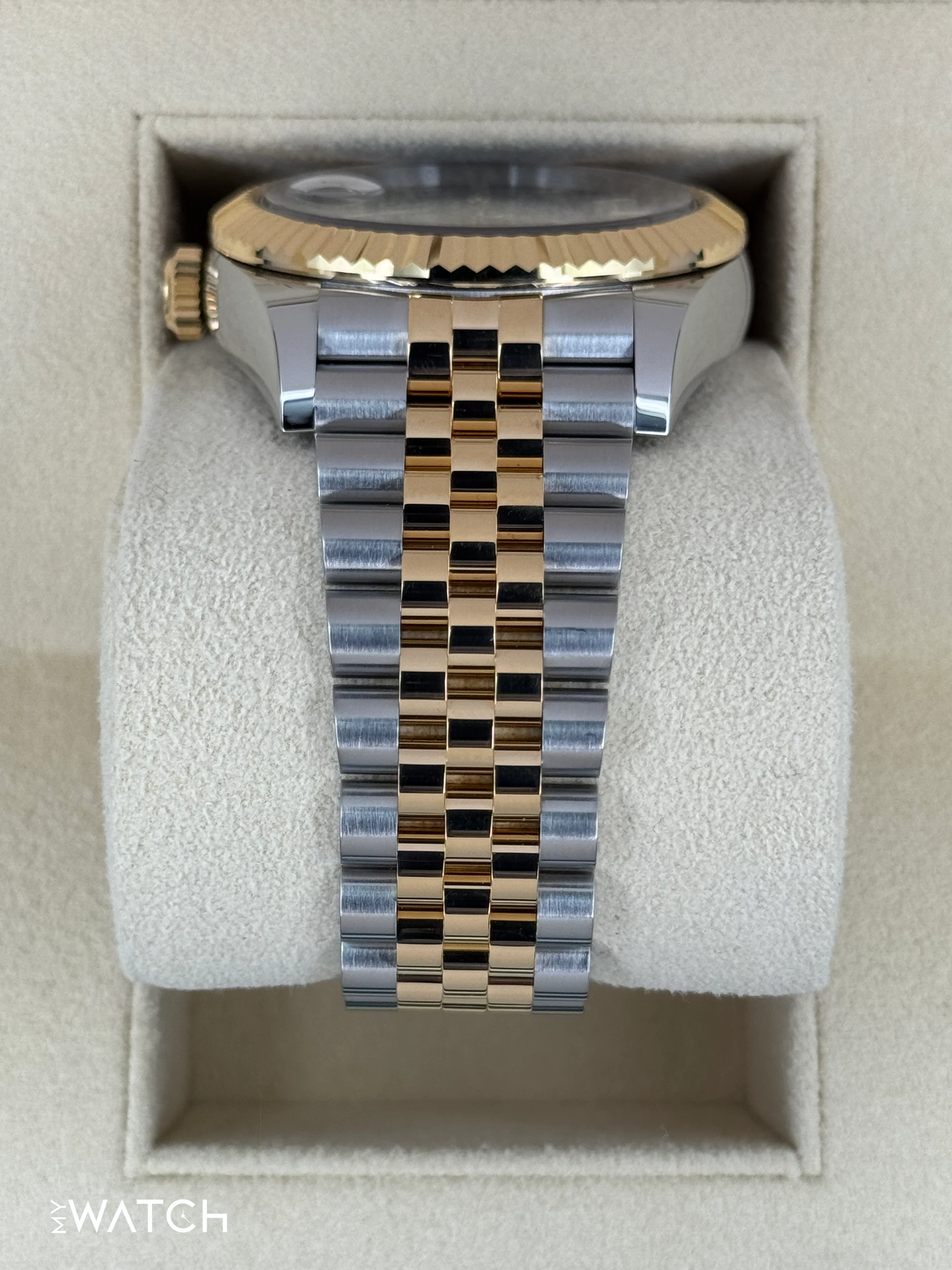 2023 Rolex Sky-Dweller 42mm 326933 Two-Tone Jubilee Black Dial - Image 4