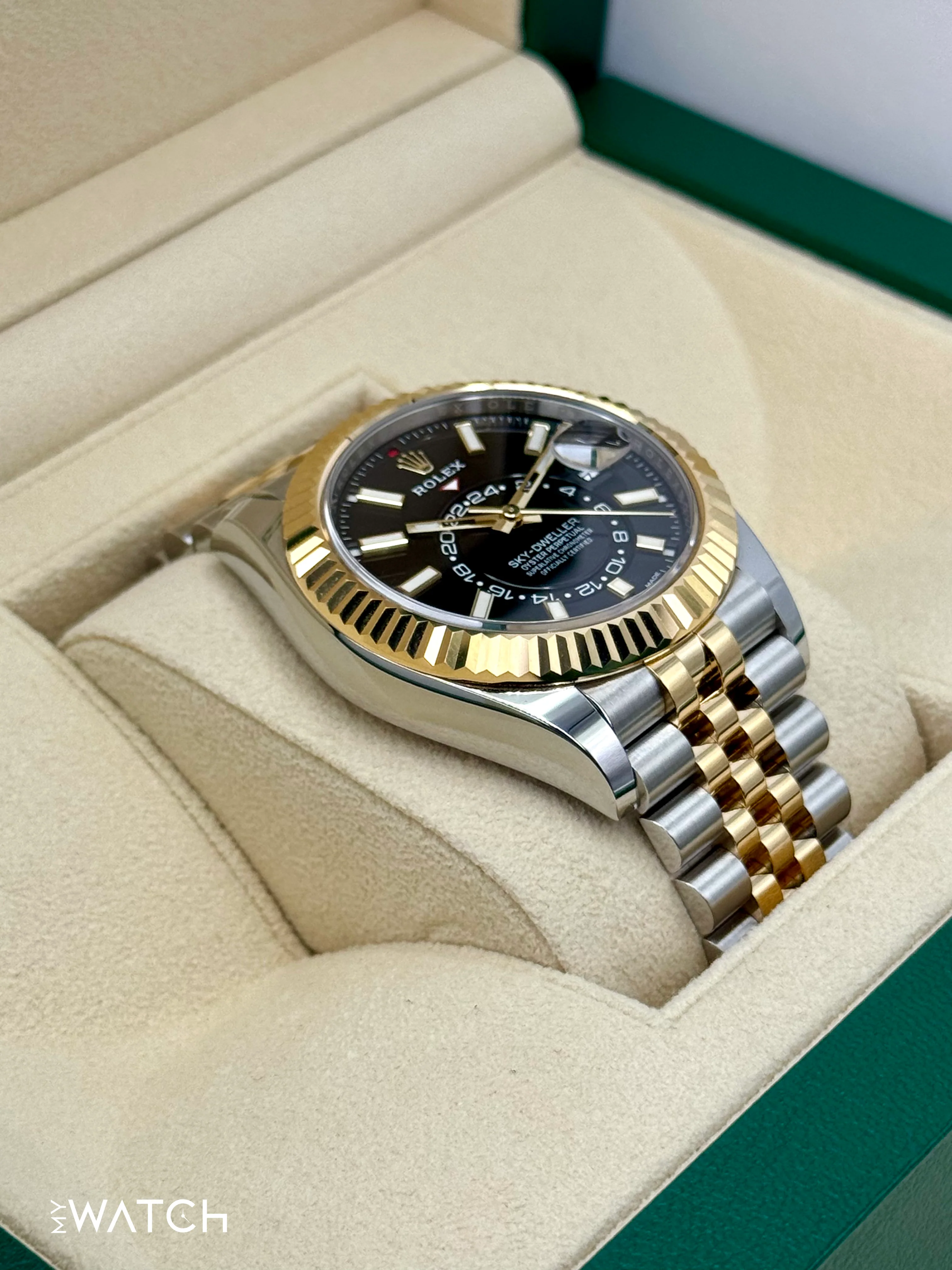 2023 Rolex Sky-Dweller 42mm 326933 Two-Tone Jubilee Black Dial - Image 6