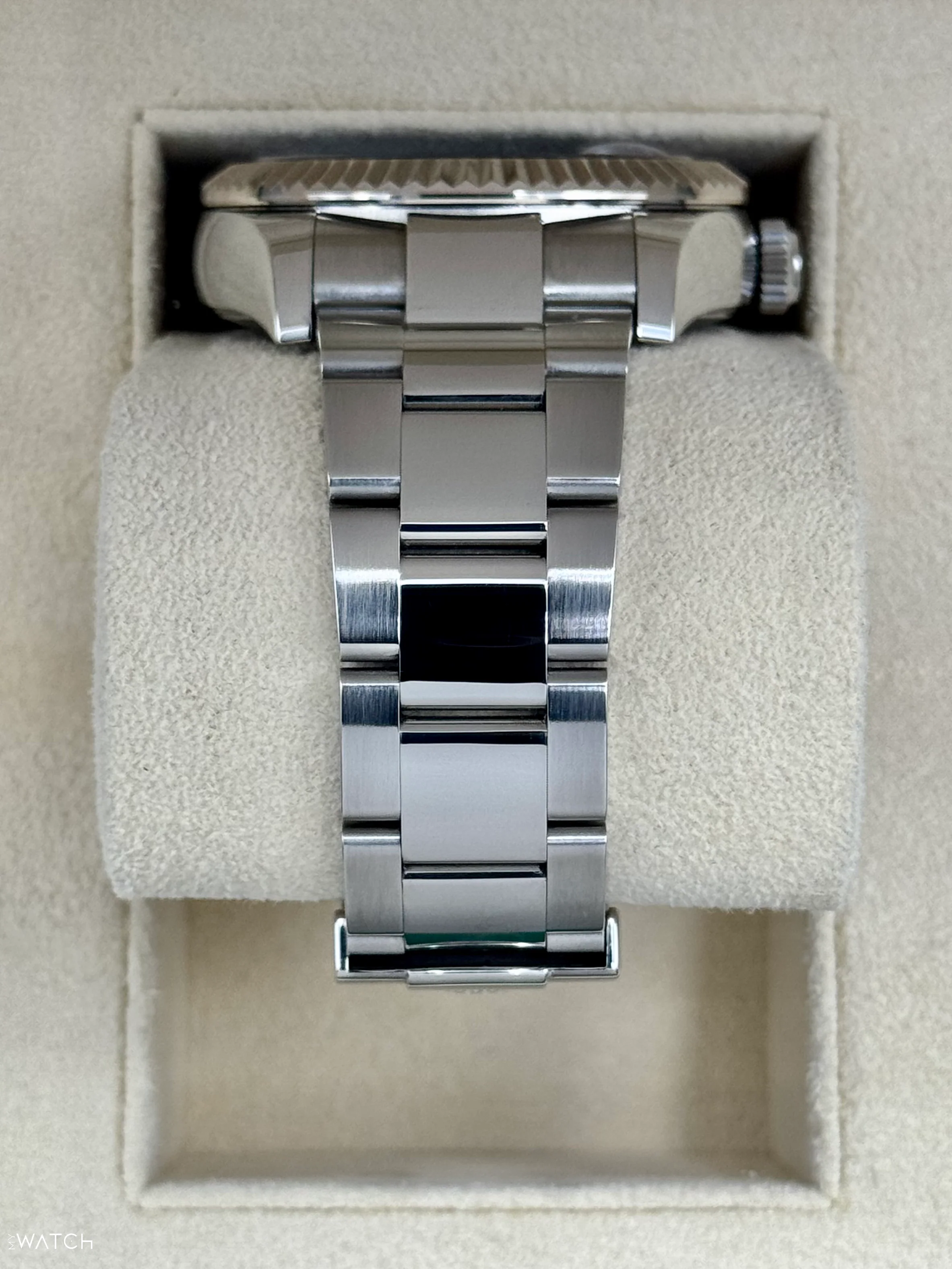 2023 Rolex Sky-Dweller 42mm 326934 Oyster Blue Dial - Image 3