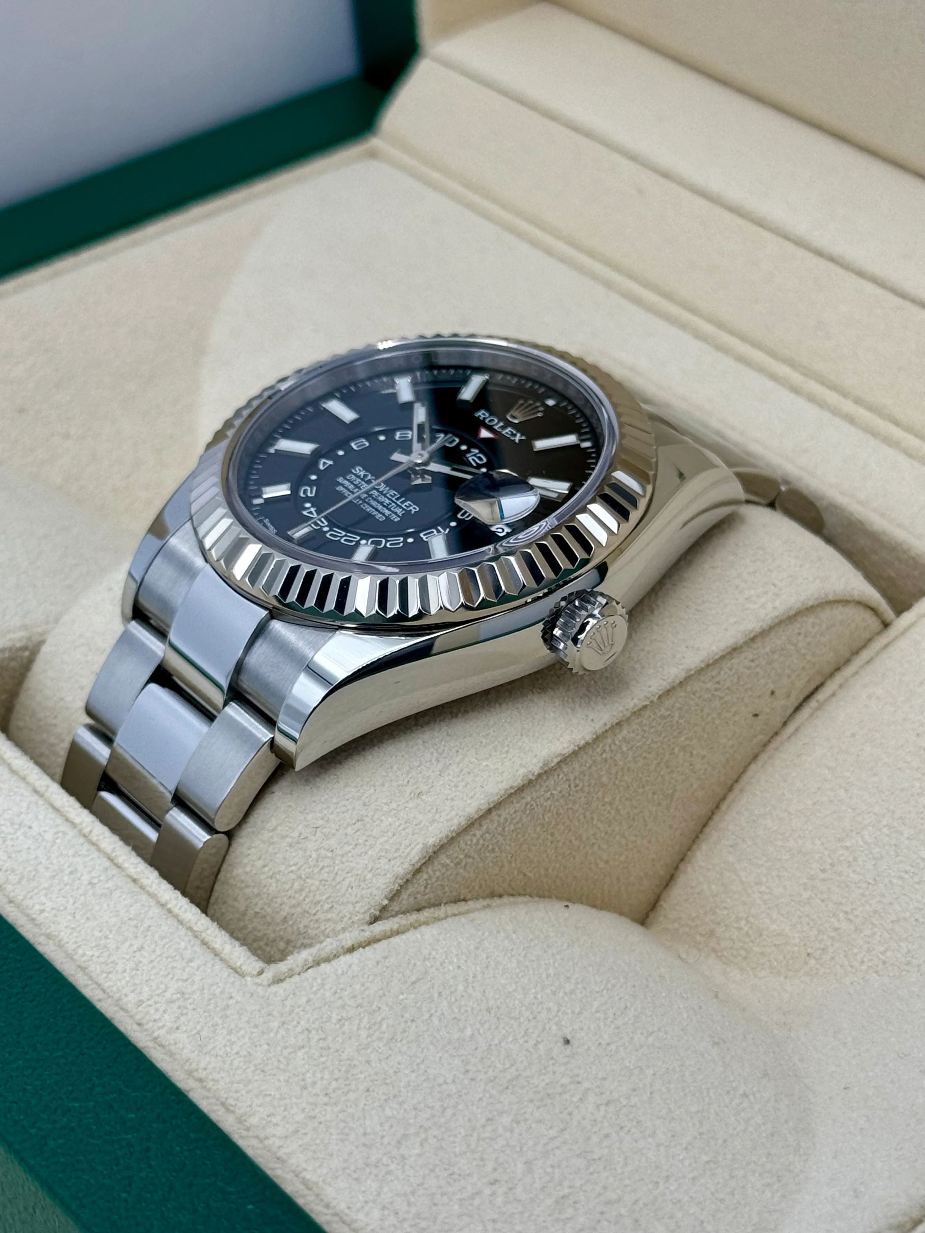 2023 Rolex Sky-Dweller 42mm 326934 Oyster Black Dial - Image 5