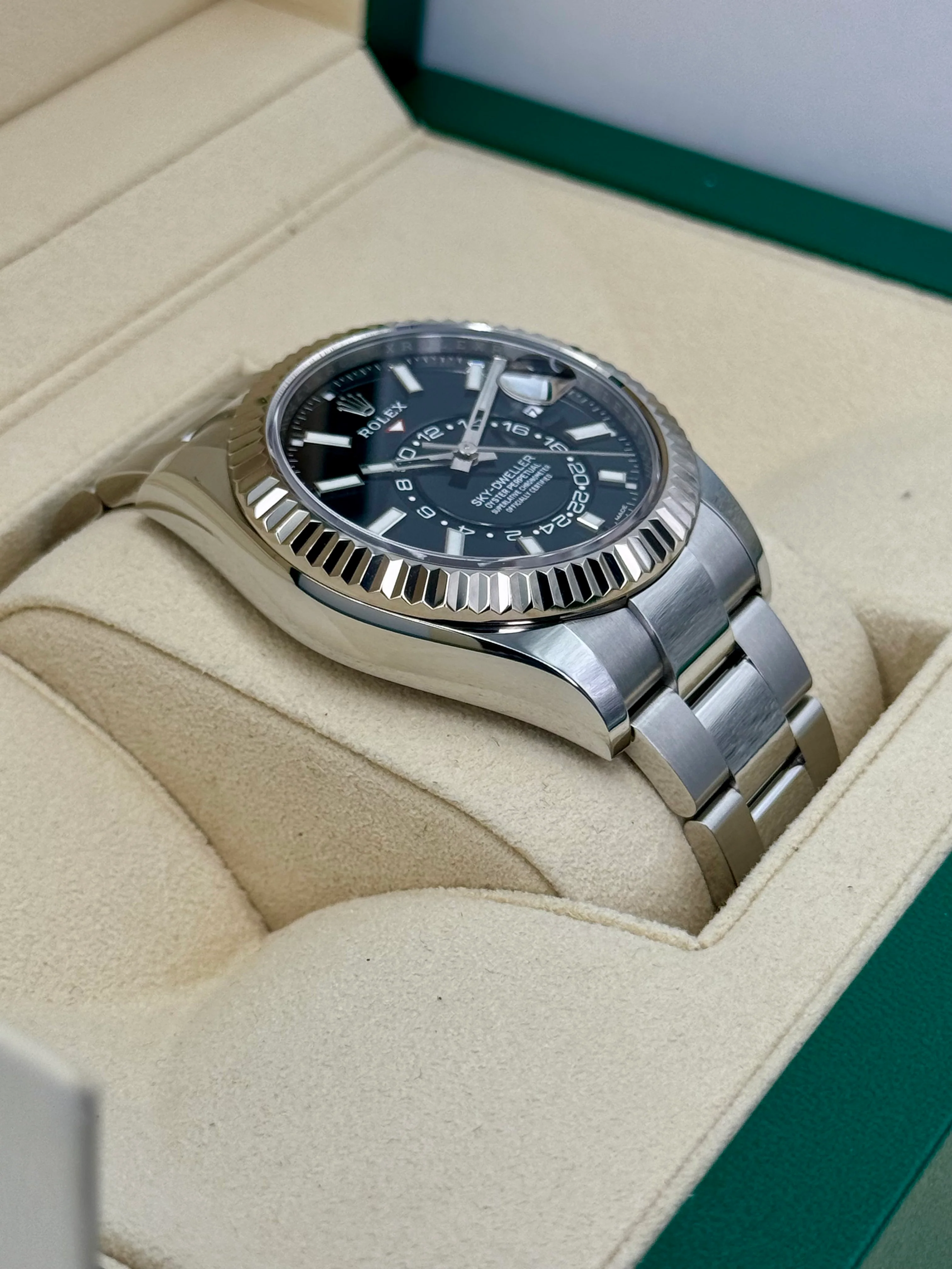 2023 Rolex Sky-Dweller 42mm 326934 Oyster Black Dial - Image 6