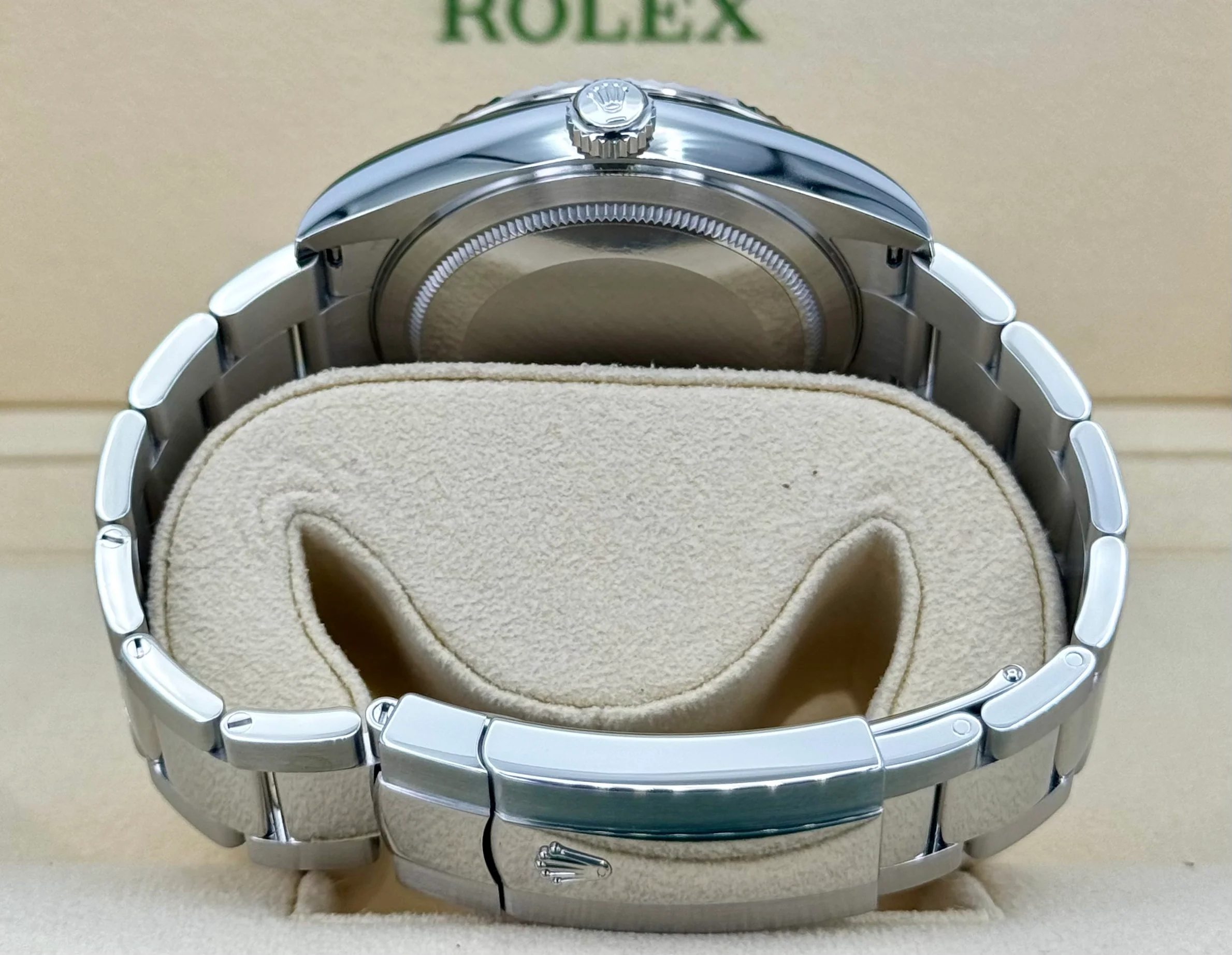2023 Rolex Sky-Dweller 42mm 326934 Oyster Black Dial - Image 9