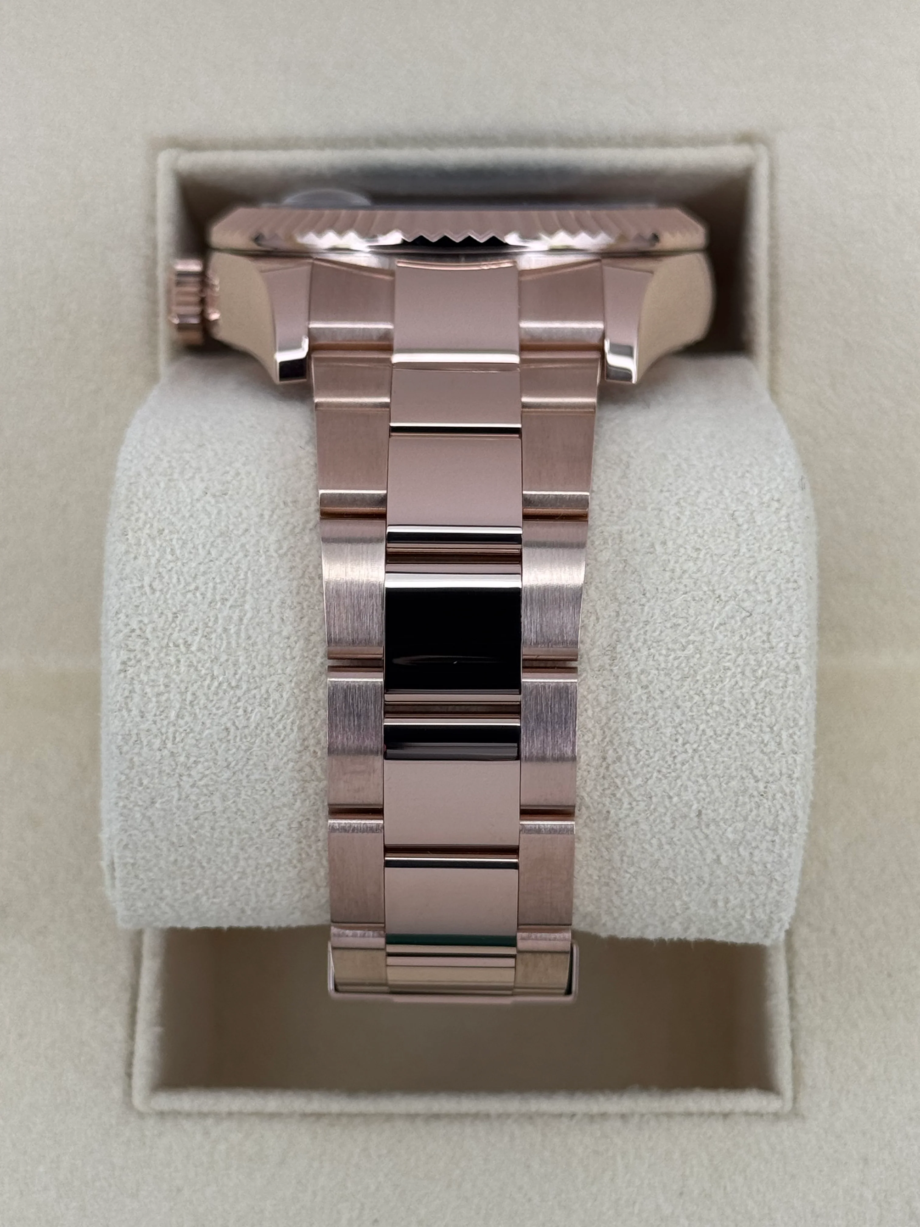 2023 Rolex Sky-Dweller 42mm 336935 Rose Gold Blue Dial - Image 4