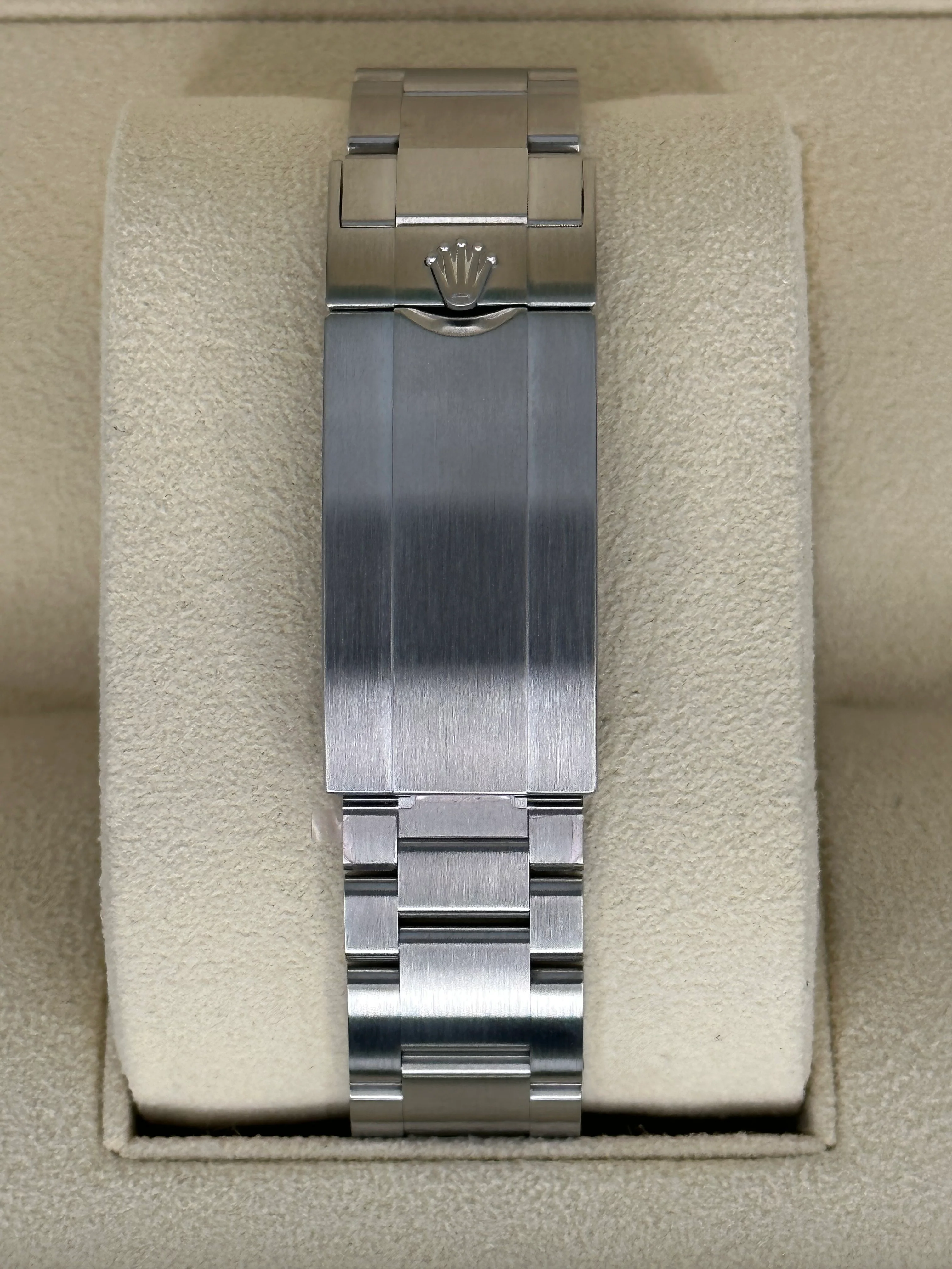 2023 Rolex Submariner "Starbucks" 41mm 126610LV Black Dial - Image 2
