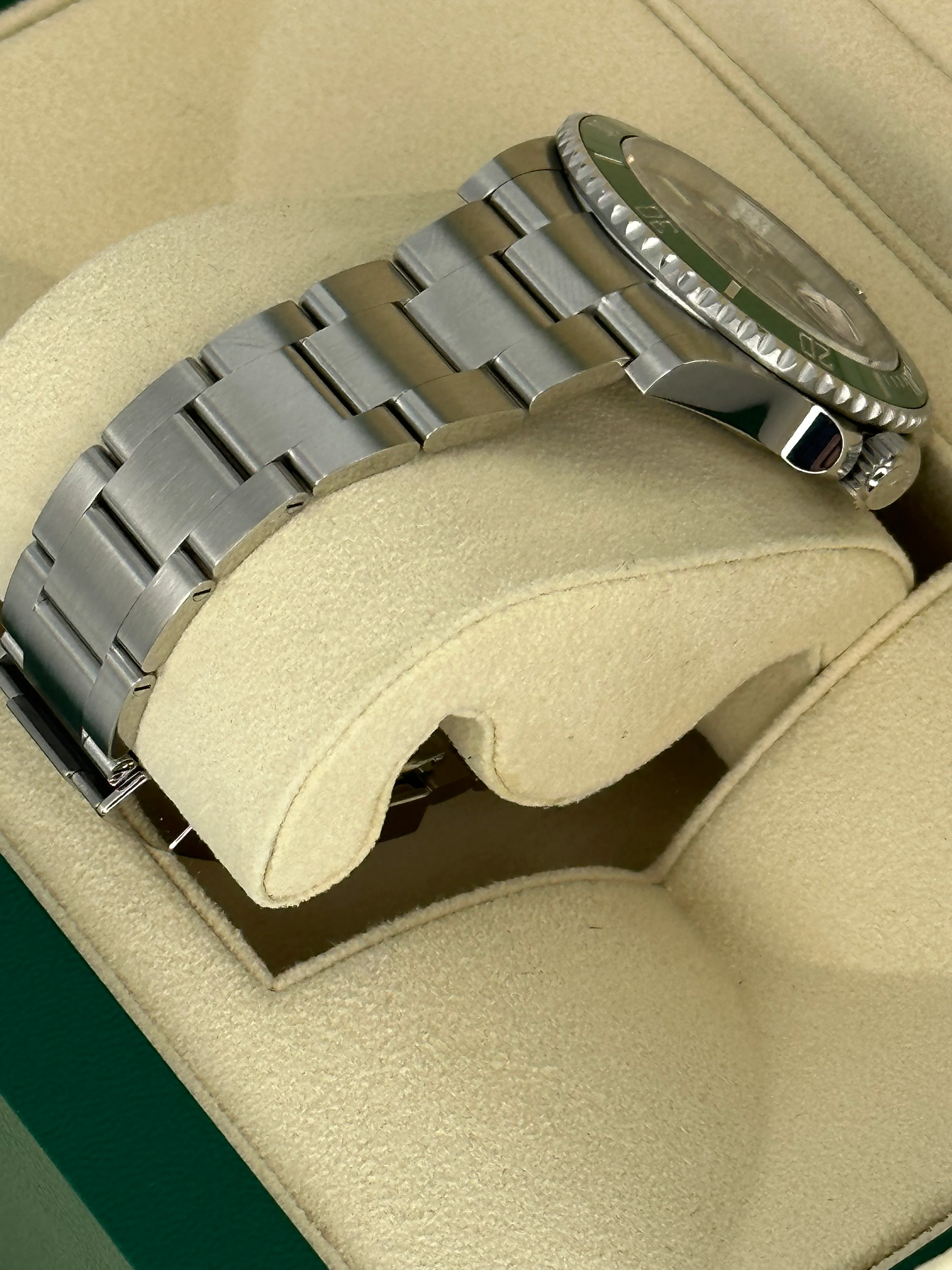 2023 Rolex Submariner "Starbucks" 41mm 126610LV Black Dial - Image 5