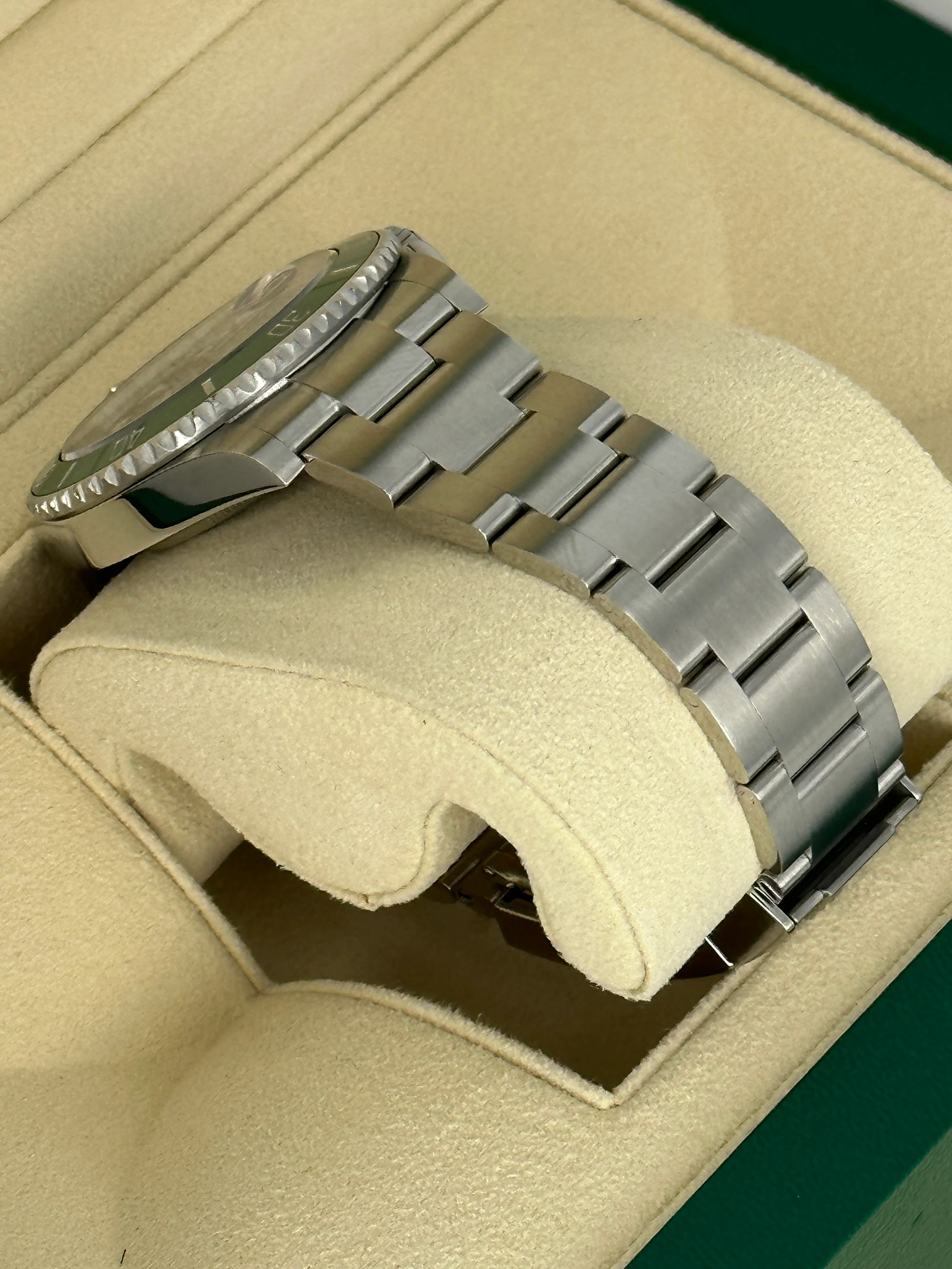 2023 Rolex Submariner "Starbucks" 41mm 126610LV Black Dial - Image 6