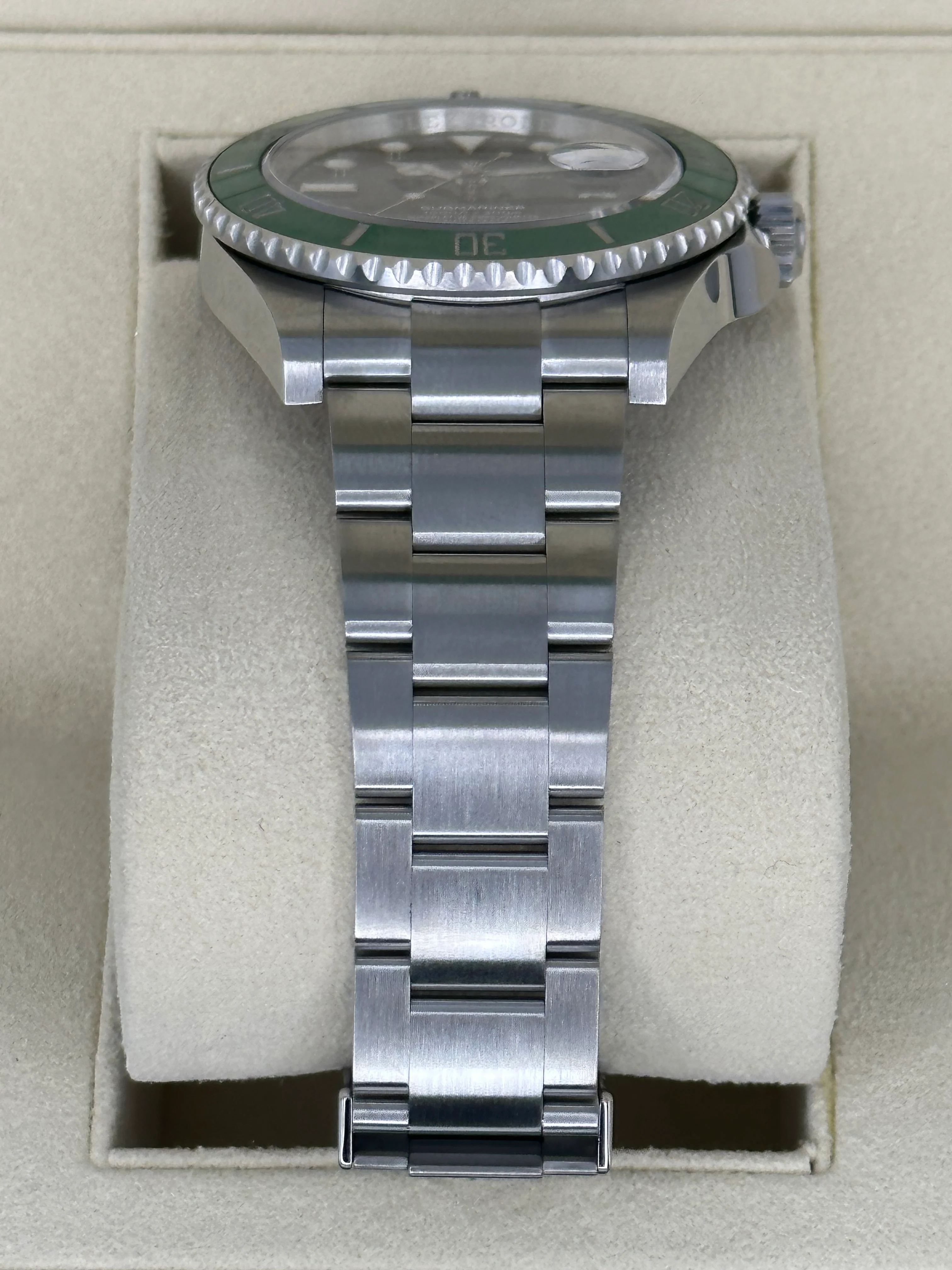 2023 Rolex Submariner “Starbucks” 41mm 126610LV Black Dial - Image 3