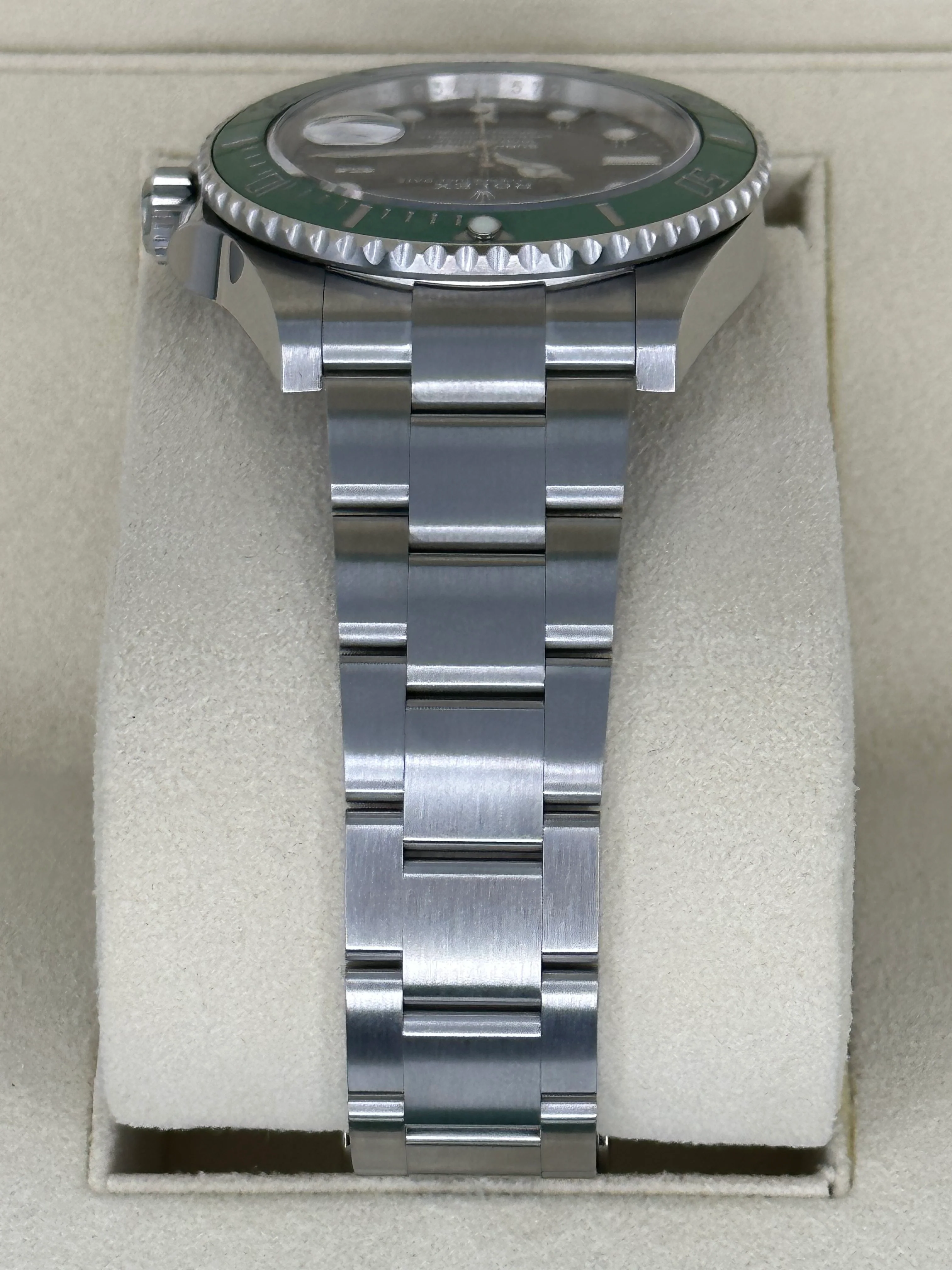 2023 Rolex Submariner “Starbucks” 41mm 126610LV Black Dial - Image 4
