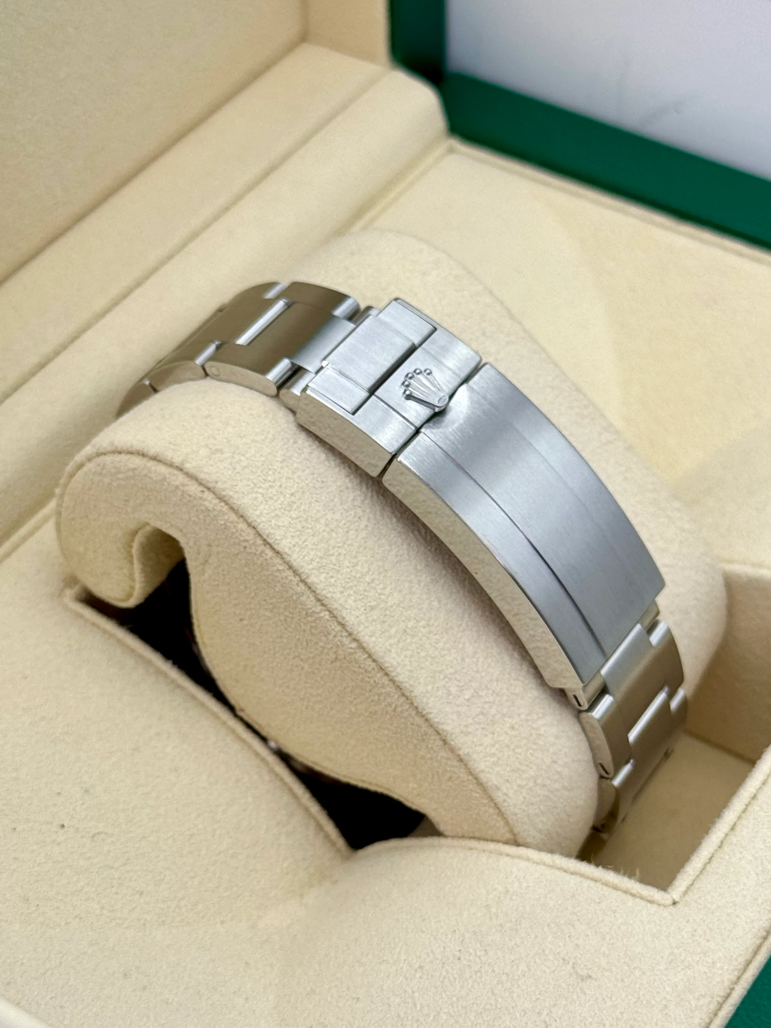 2023 Rolex Submariner "Starbucks" 41mm 126610LV Black Dial - Image 2