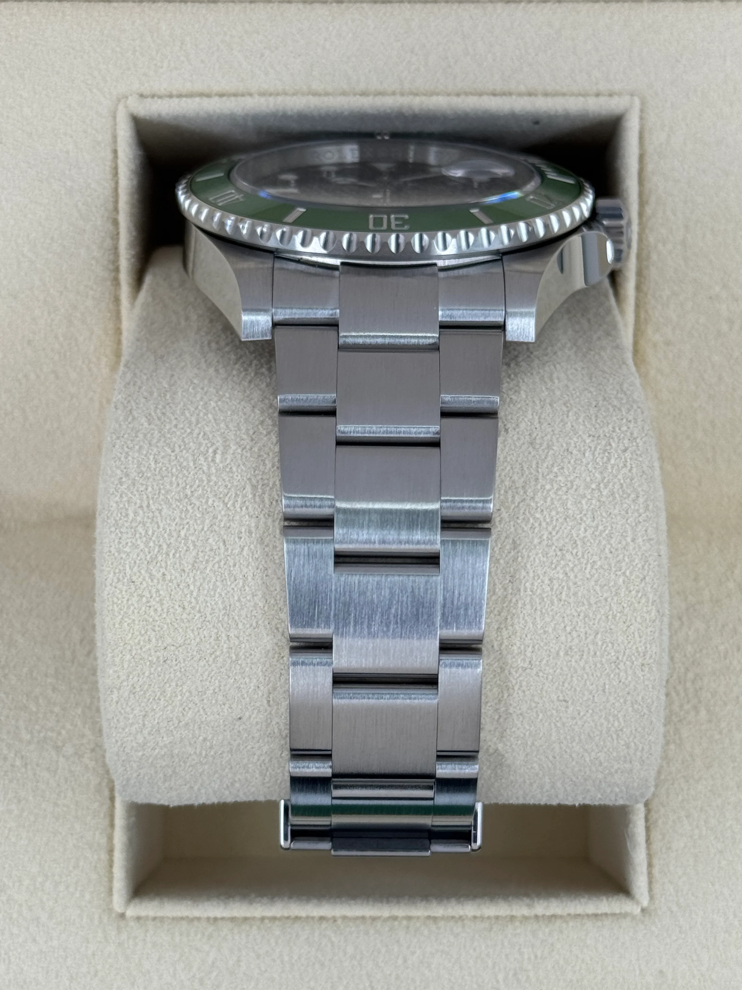 2023 Rolex Submariner "Starbucks" 41mm 126610LV Black Dial - Image 3